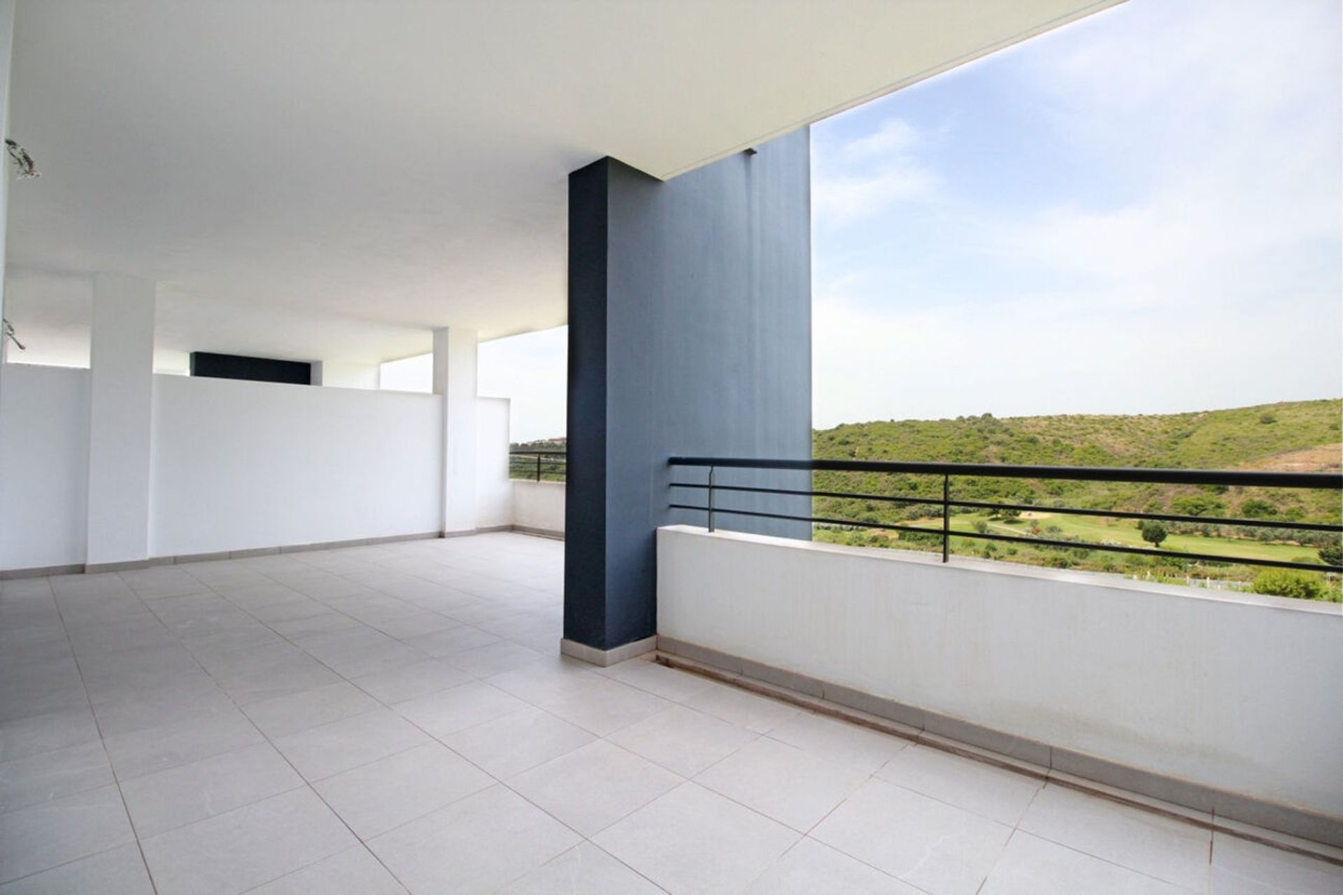 Condominium dans Casares, Andalucía 10913621