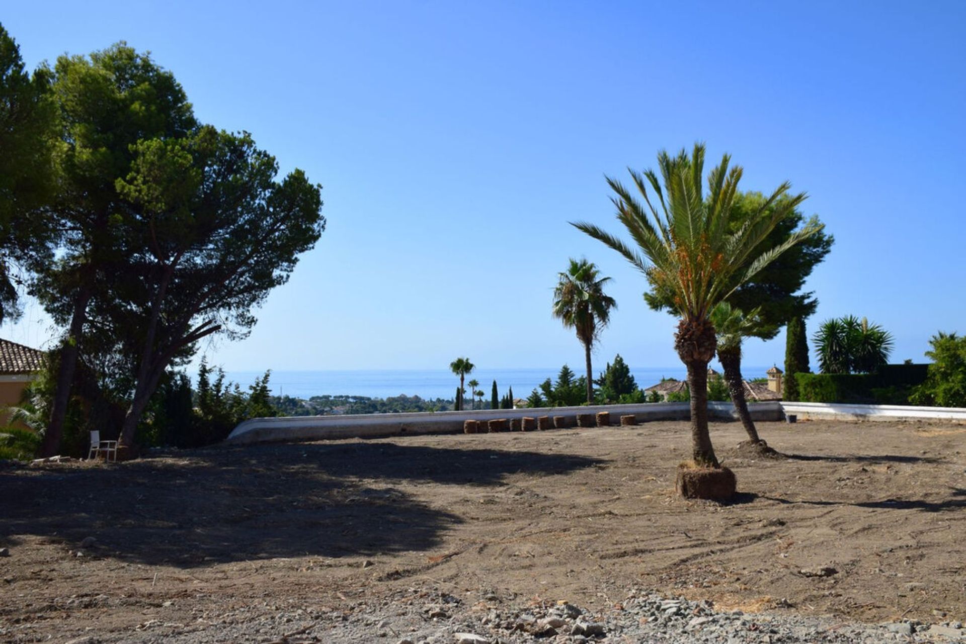 Land in Benahavís, Andalucía 10913720