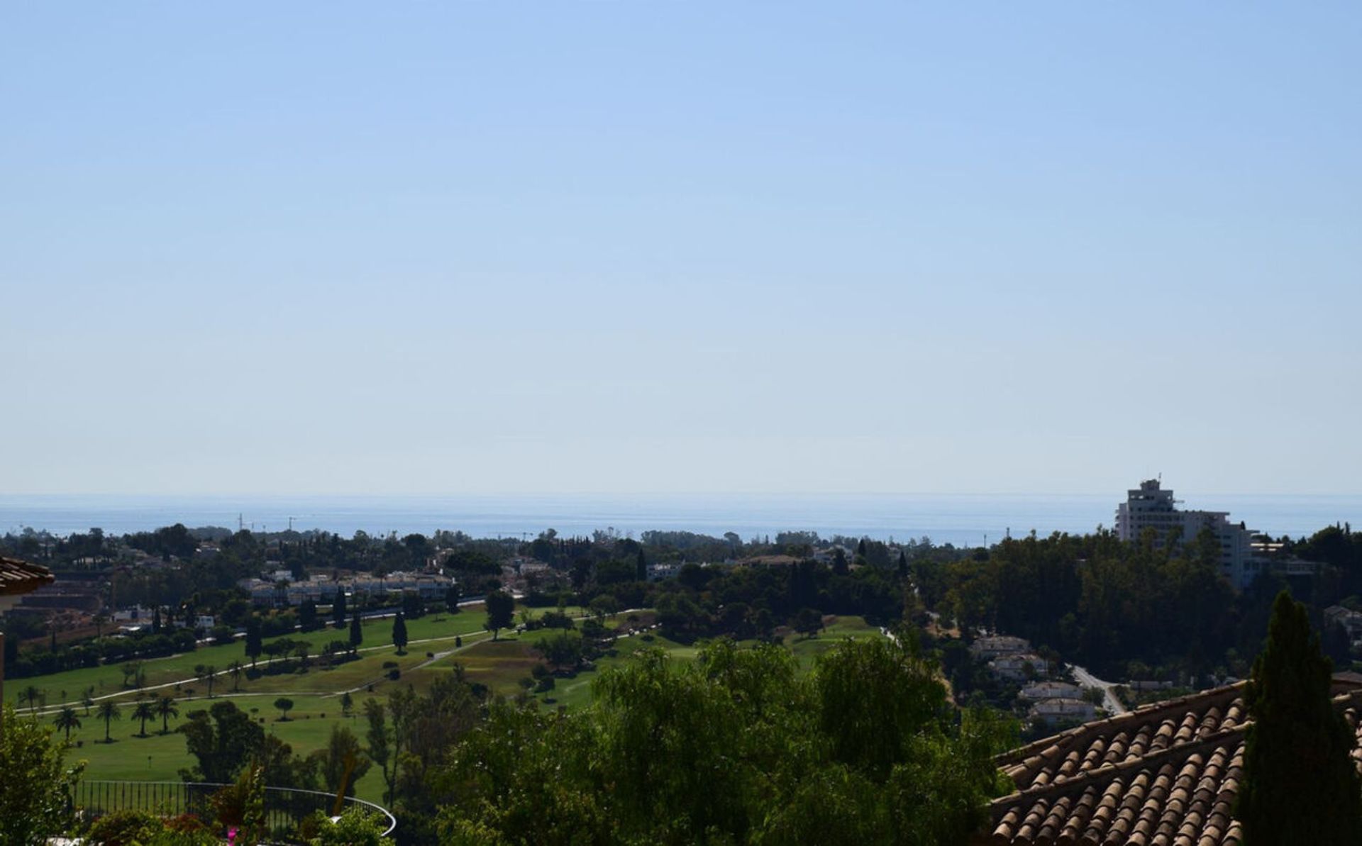 Tanah di Benahavís, Andalucía 10913720