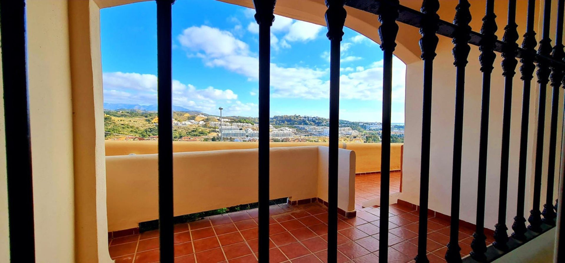 Квартира в Las Lagunas de Mijas, Andalucía 10913804