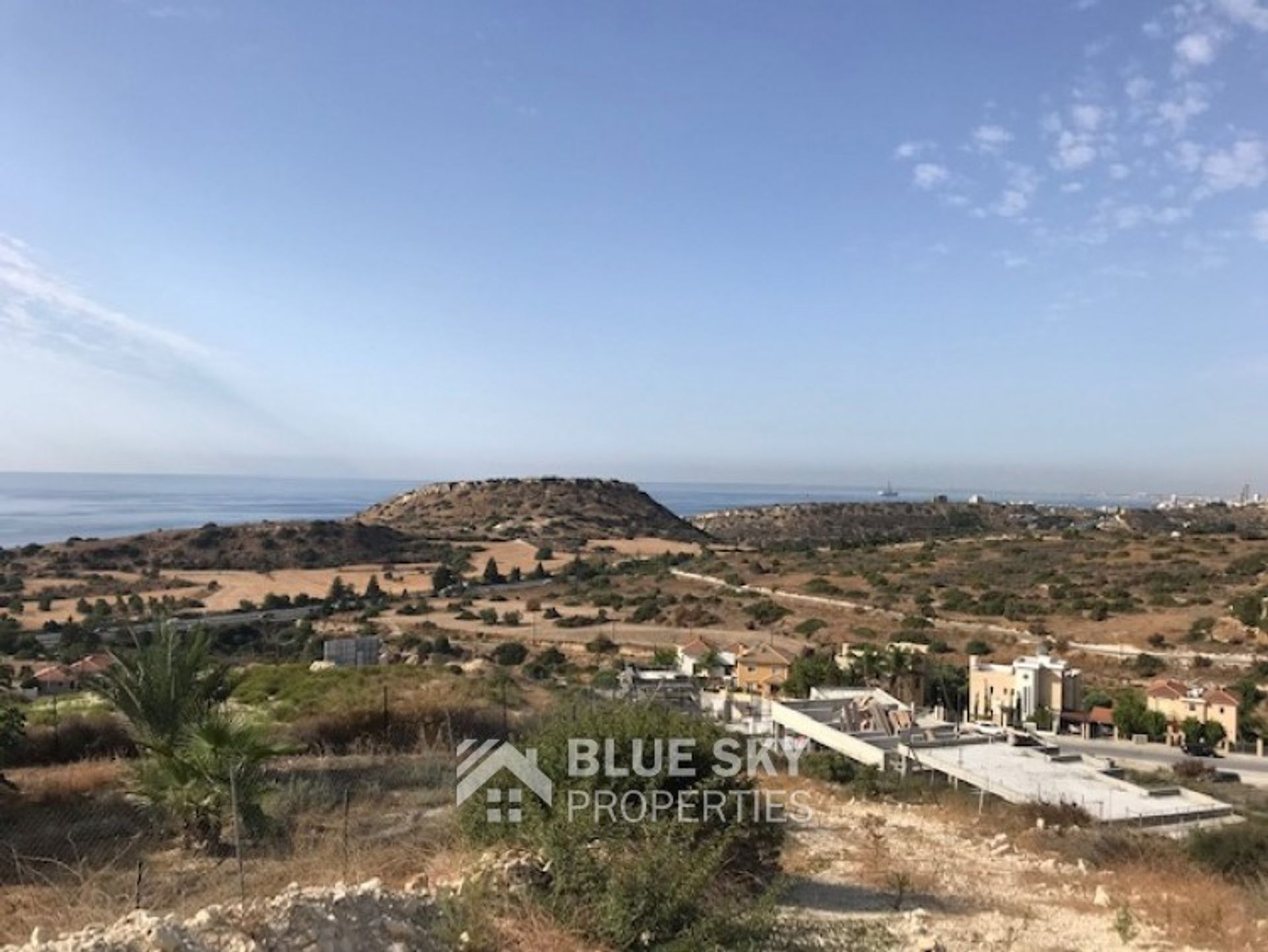 Land im Agios Tychon, Larnaka 10914266