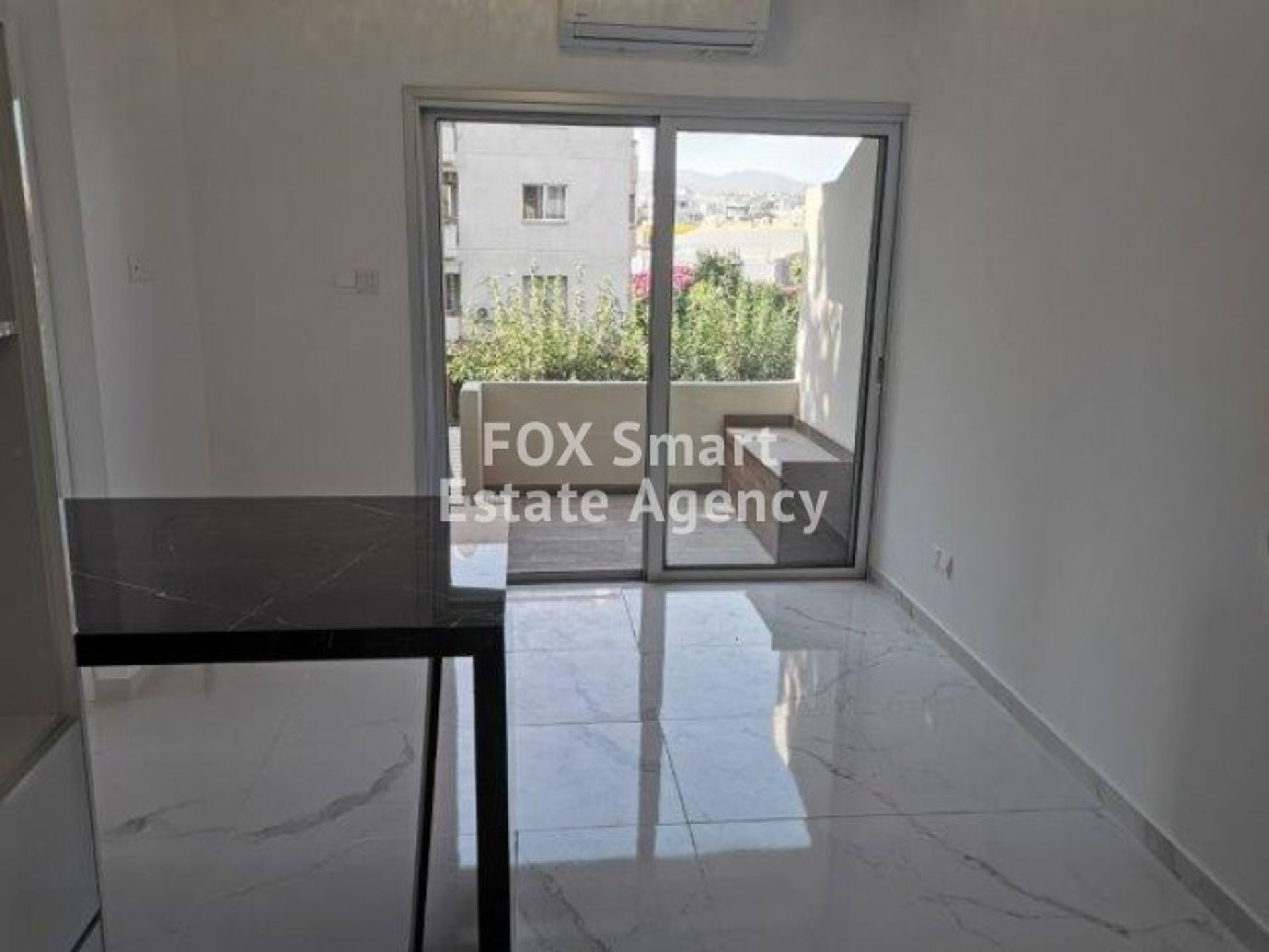 Condominium in Agios Athanasios, Lemesos 10914810