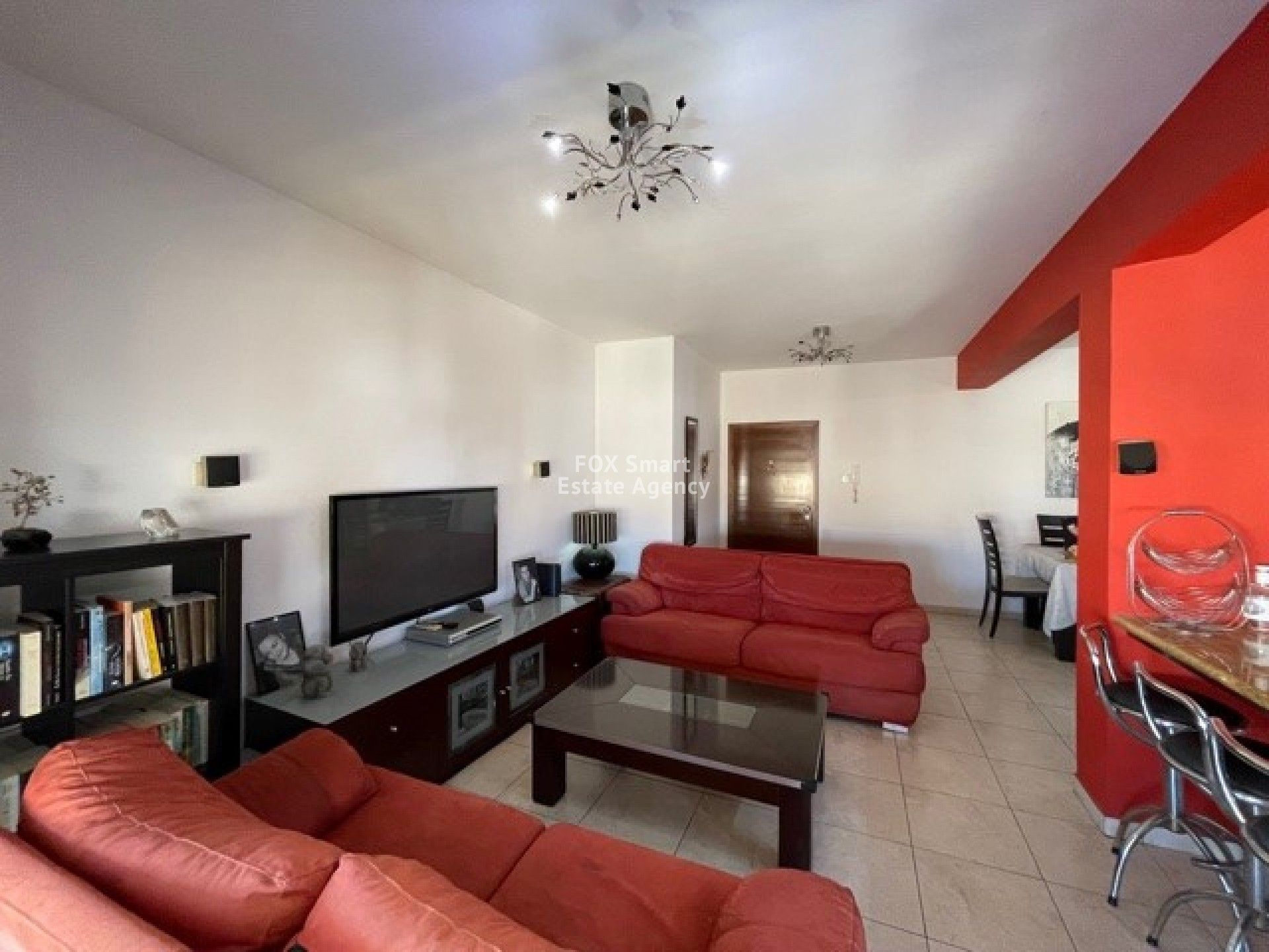 Condominium in Mesa Geitonia, Lemesos 10914859