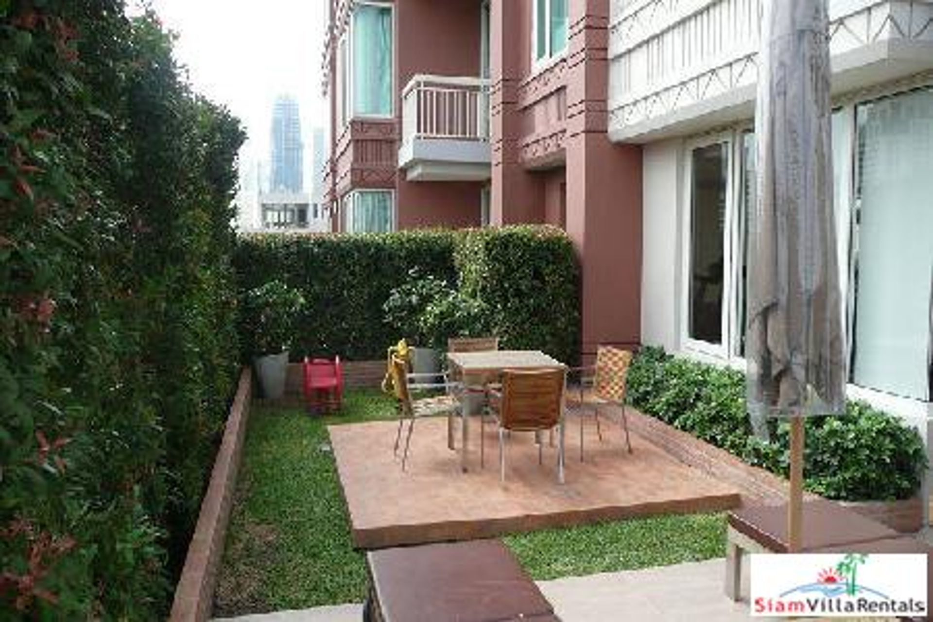 Condominium in Ratchathewi, Krung Thep Maha Nakhon 10915013