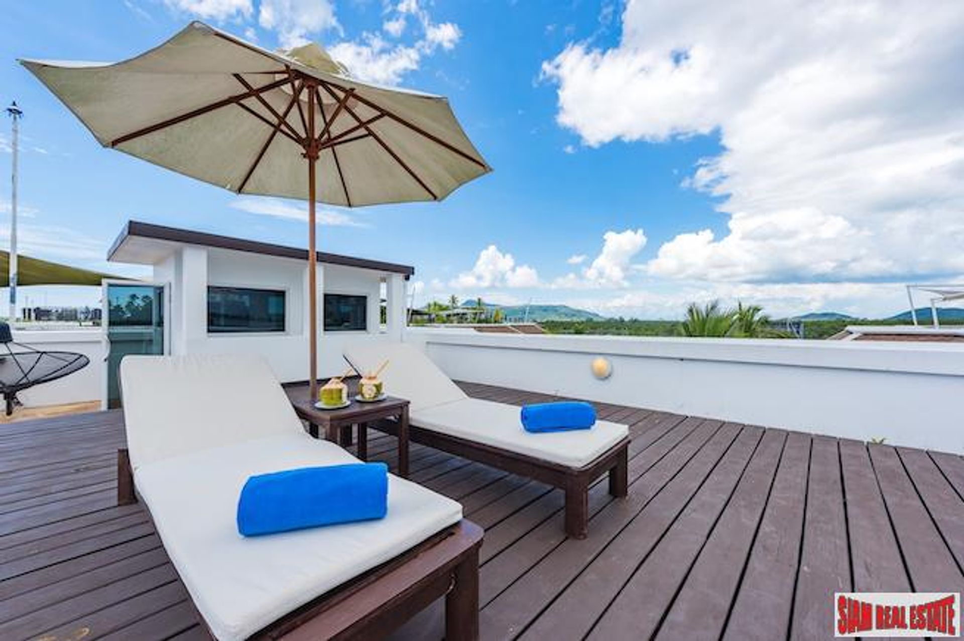 Condominio nel Tambon Ko Kaeo, Chang Wat Phuket 10915302