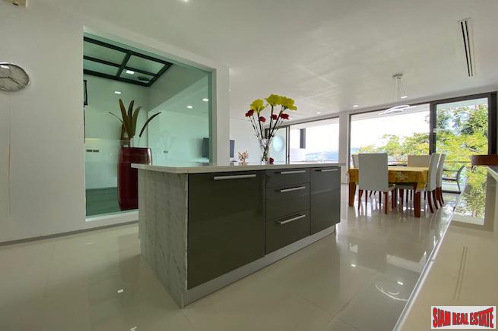 Hus i Pa Tong, Phuket 10915345