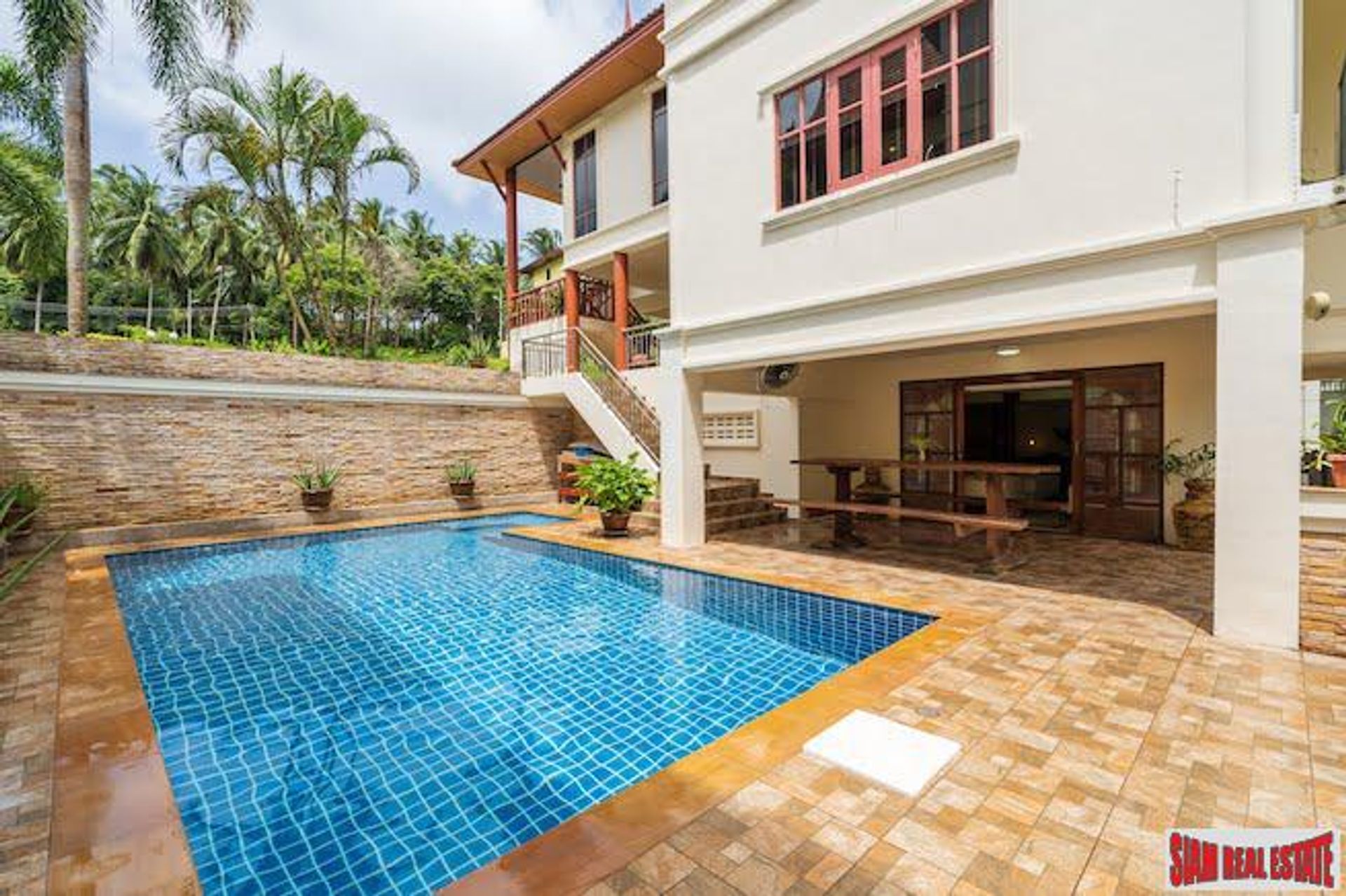 Casa nel Divieto Kata, Phuket 10915367