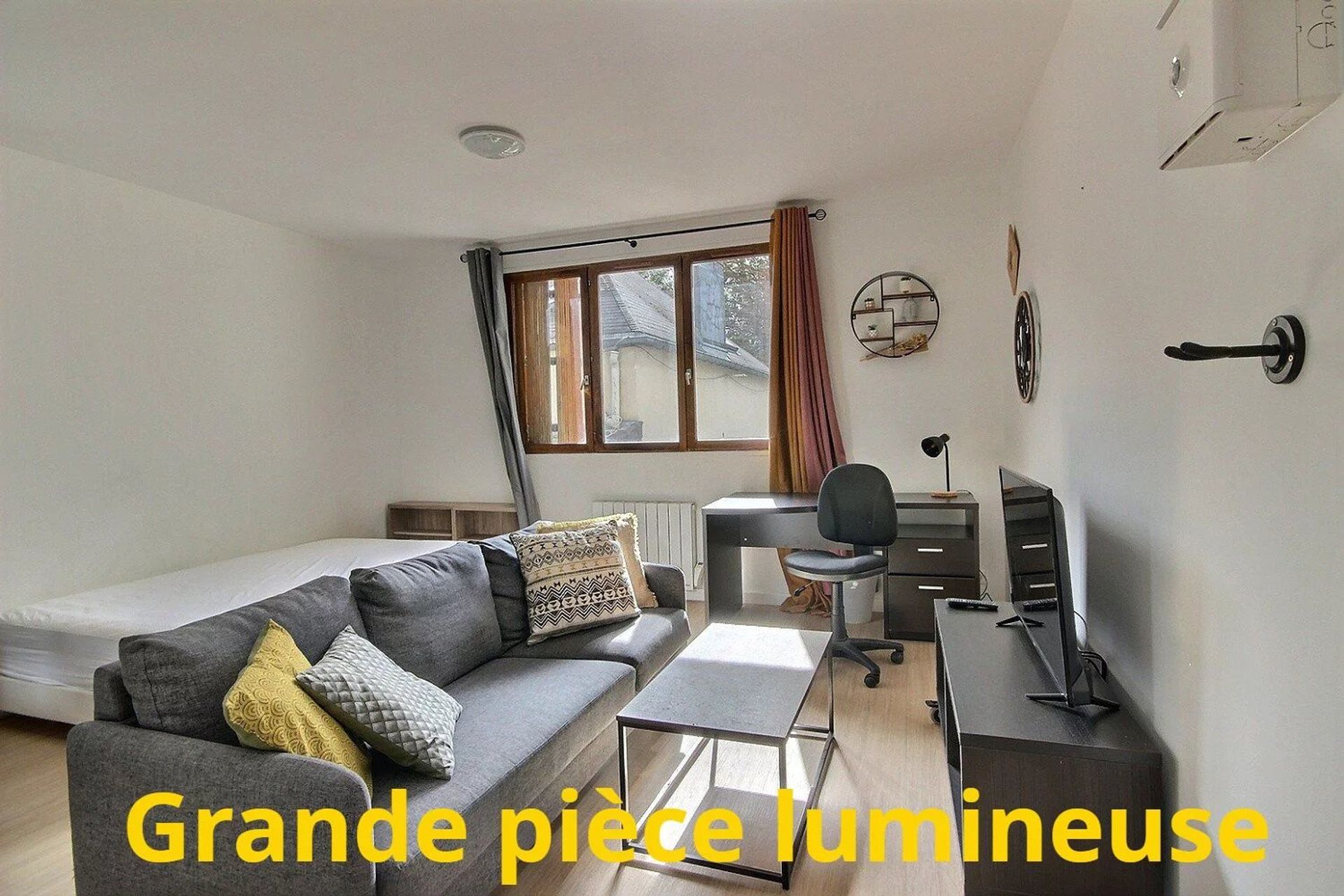 Osakehuoneisto sisään Gournay-sur-Marne, Ile-de-France 10915776