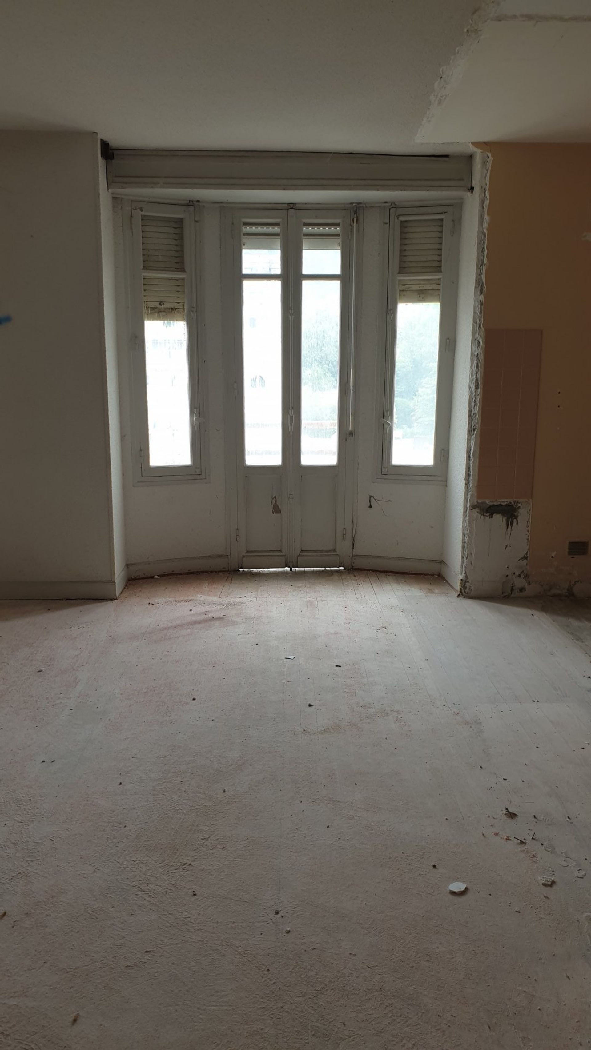 Condominium in Lourdes, Occitanie 10915802