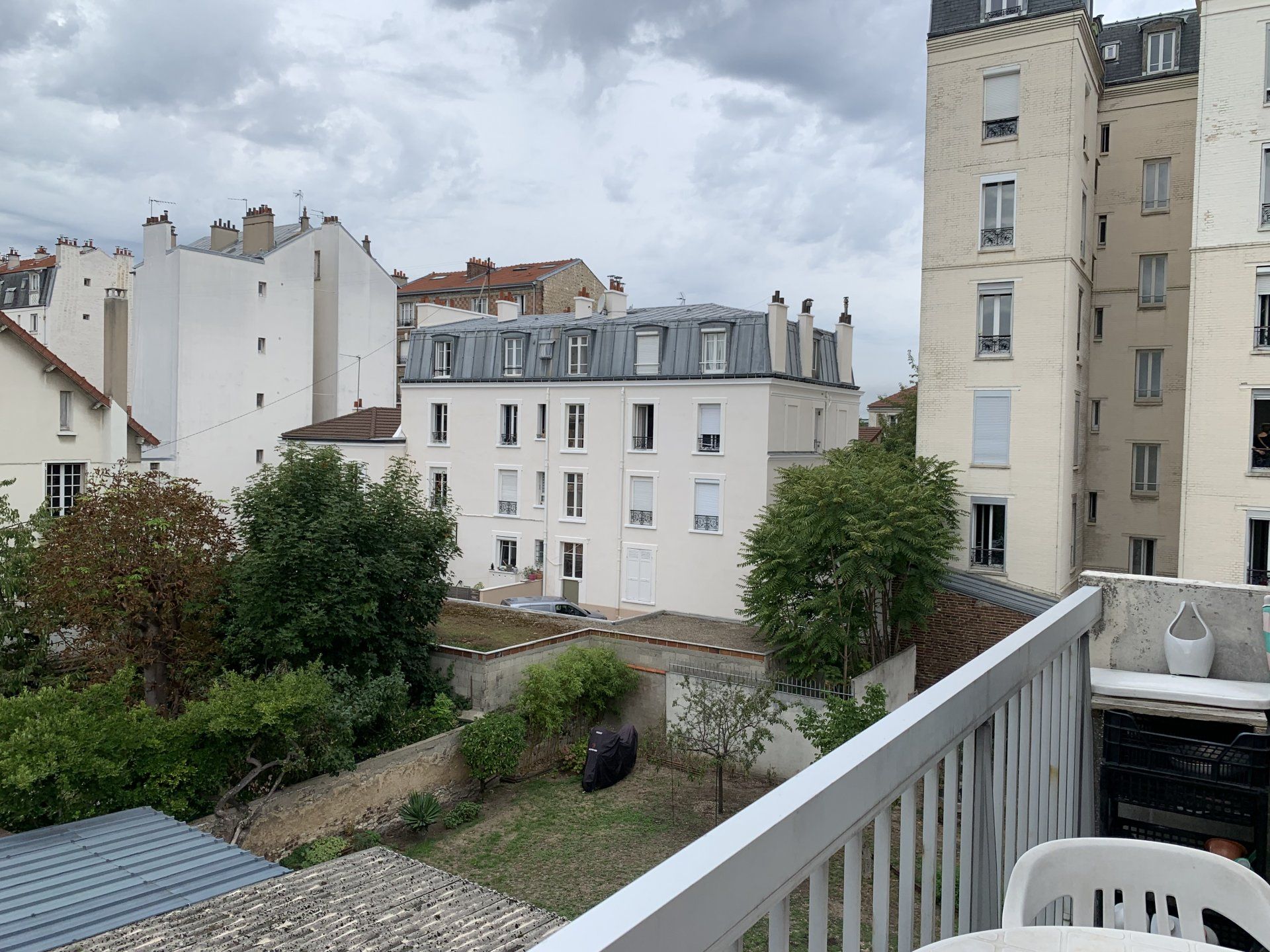 קוֹנדוֹמִינִיוֹן ב Carrieres-sur-Seine, Ile-de-France 10915820