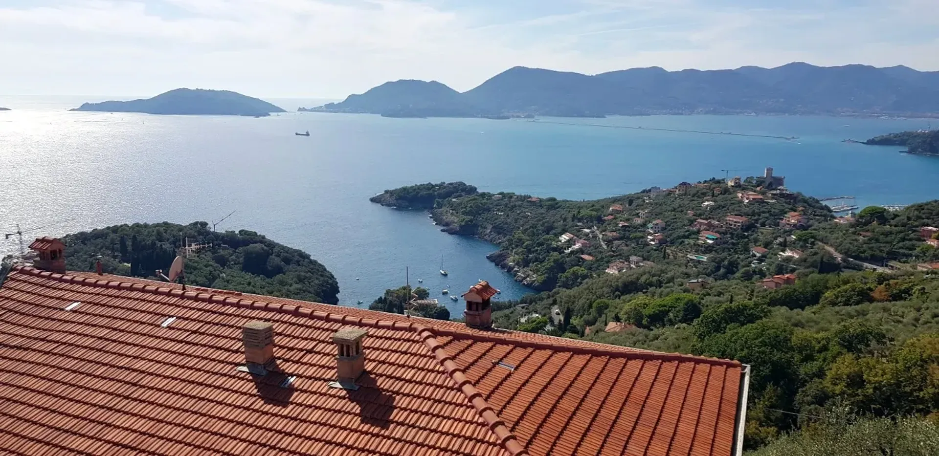 Condominium dans Lerici, Ligurie 10916189