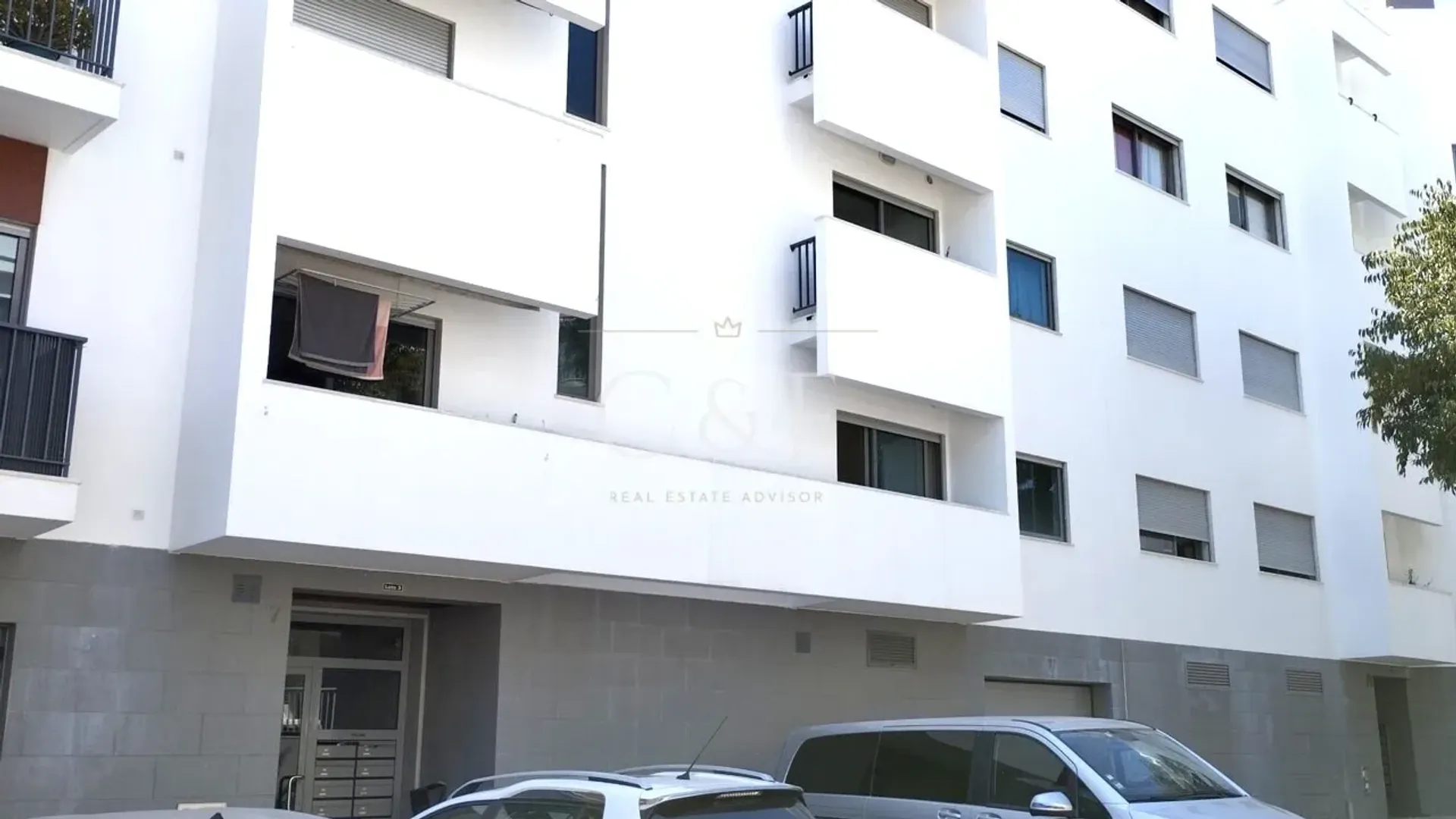 سكني في Carnaxide, Rua Luís de Sttau Monteiro 10916241