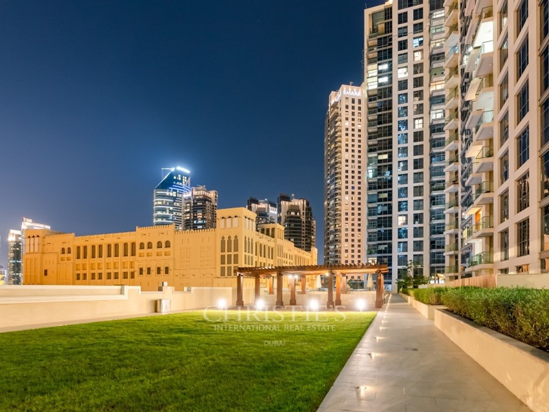 Condominio en Dubai, Dubai 10916276