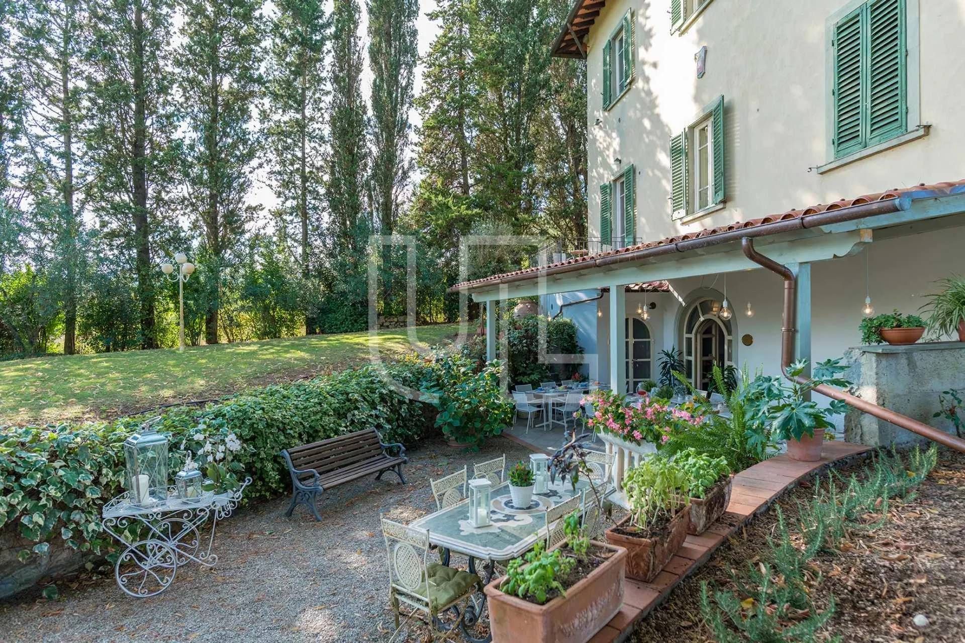 House in Florence, Tuscany 10916399