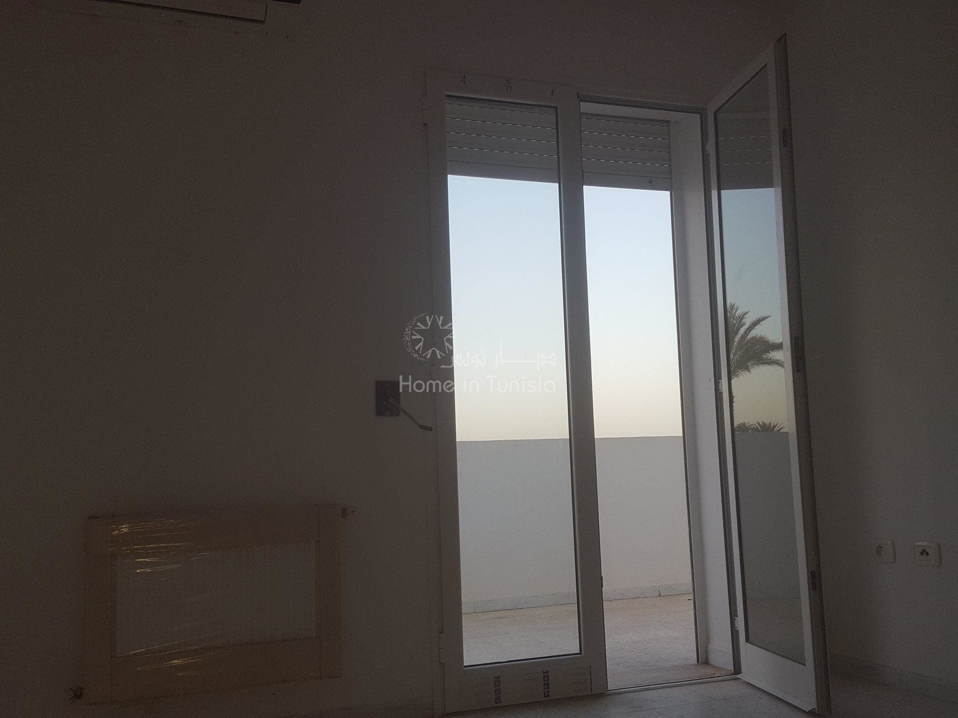 Condominium in El Hamma, Gabes 10917431