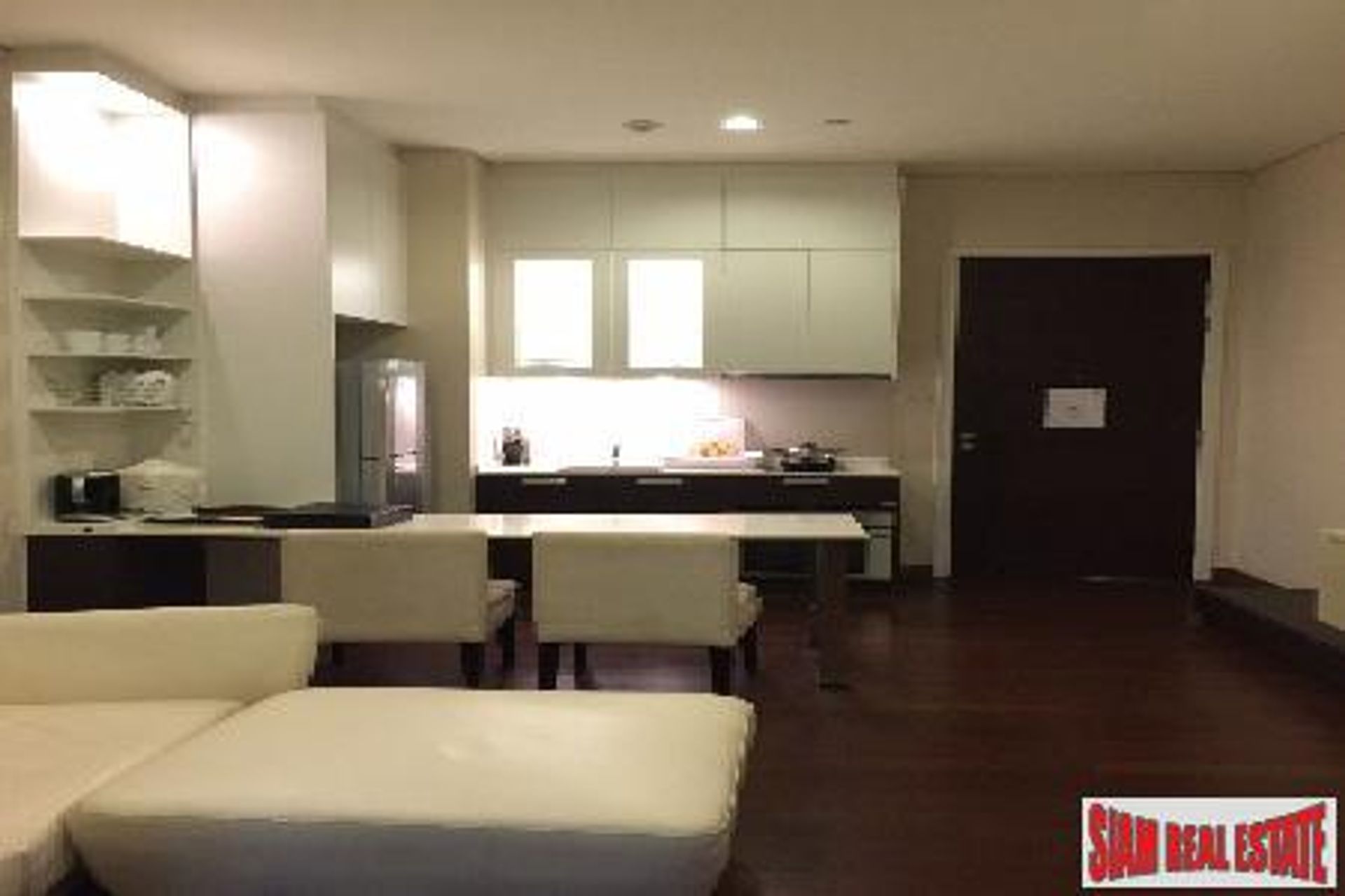 Condominio nel Wattana, Krung Thep Maha Nakhon 10917997