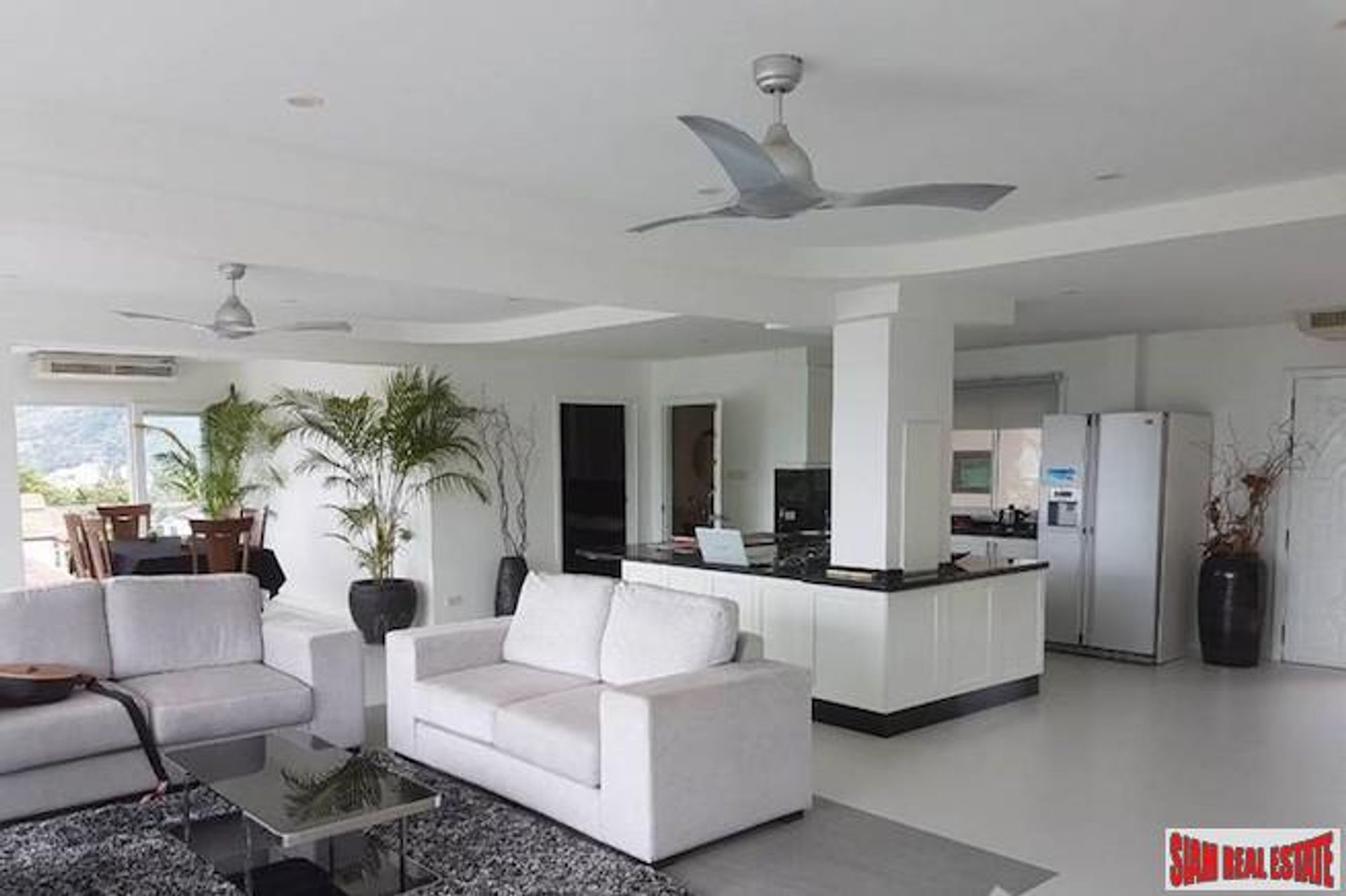 عمارات في Pa Tong, Phuket 10918233