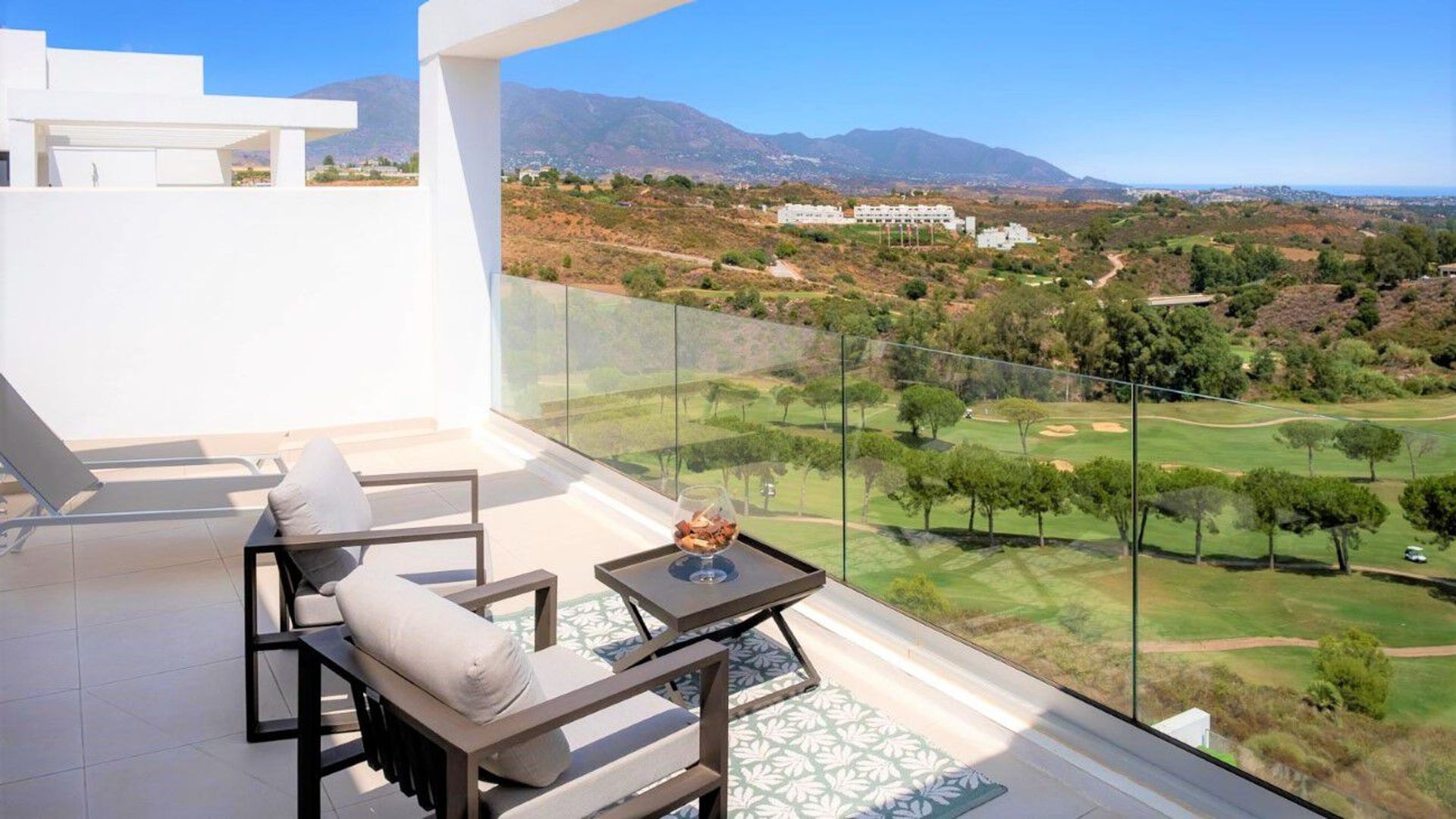 Osakehuoneisto sisään Las Lagunas de Mijas, Andalucía 10918394