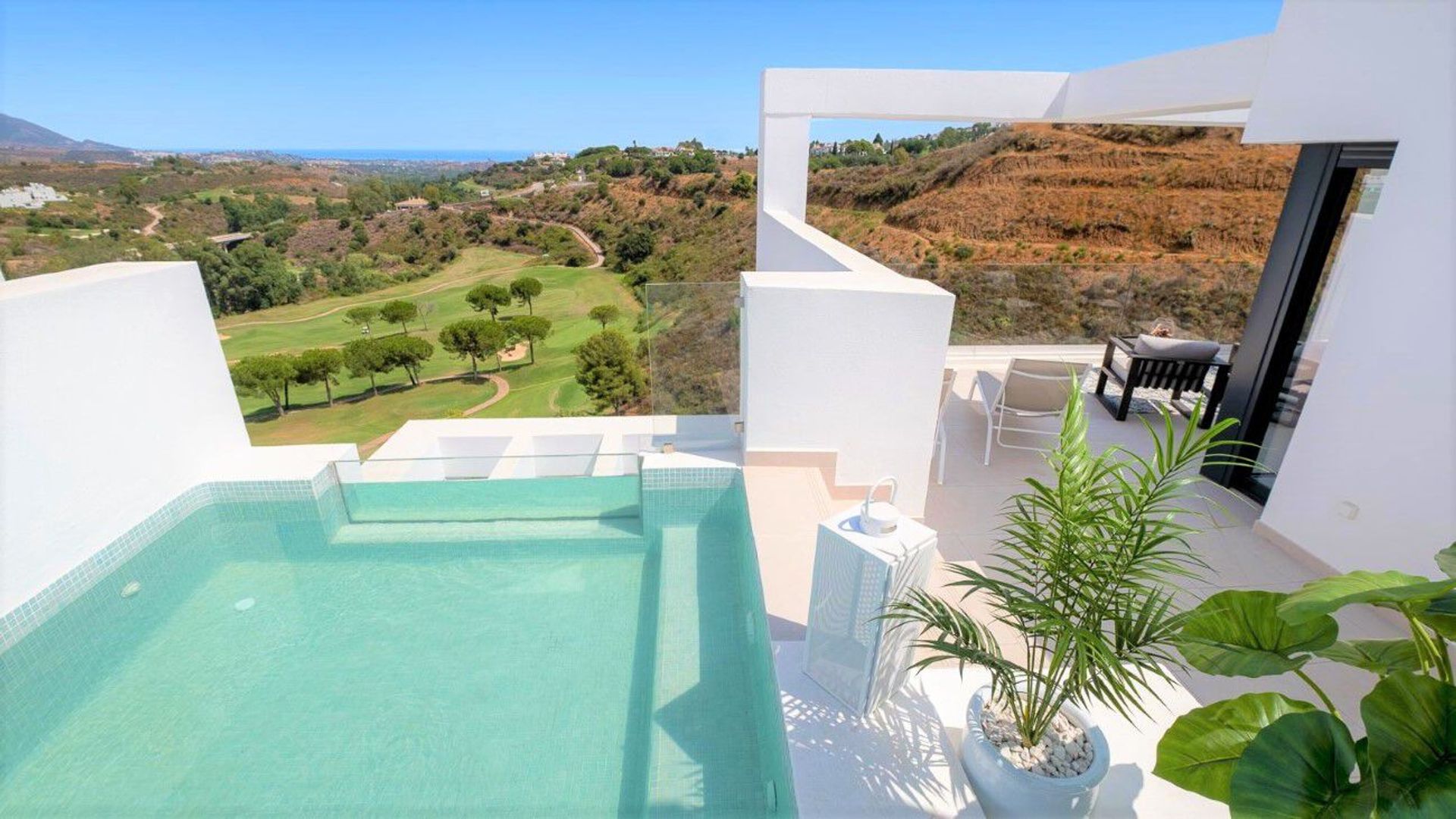 Osakehuoneisto sisään Las Lagunas de Mijas, Andalucía 10918394