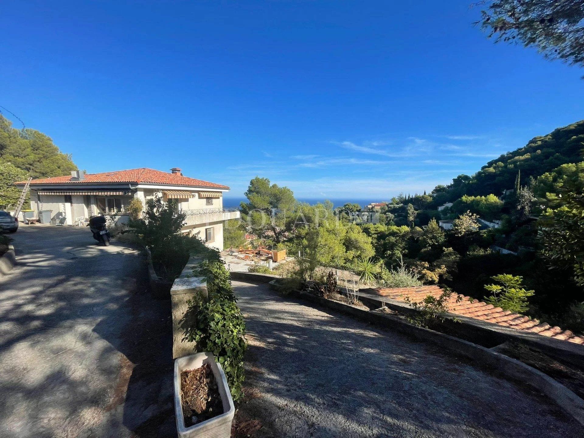 Casa nel Roquebrune, Provenza-Alpi-Costa Azzurra 10919134