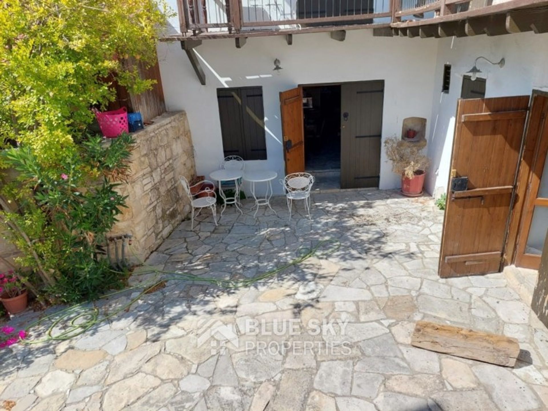 House in Soularavia, Lemesos 10919810