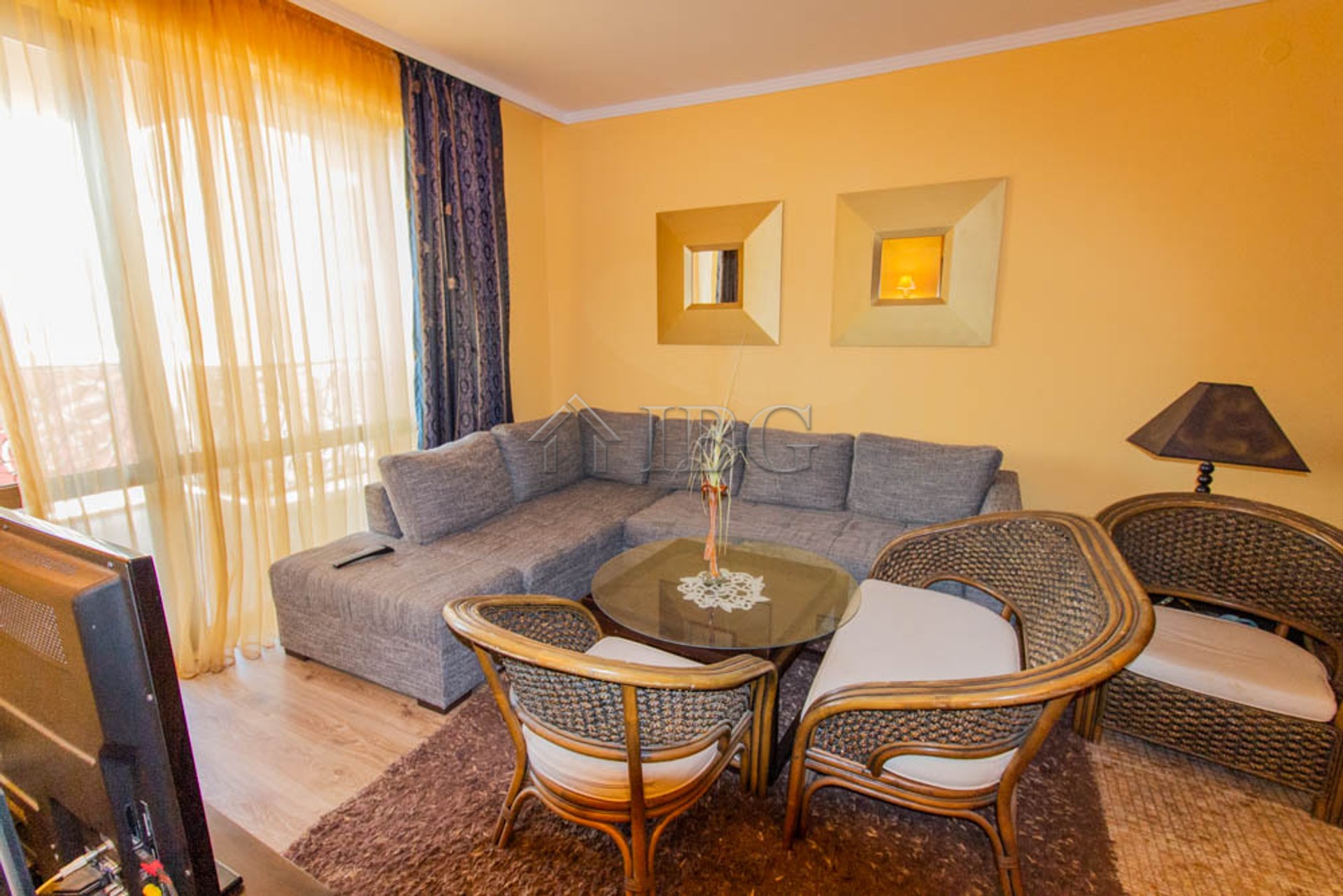 Condominium in Nessebar, Burgas 10920355