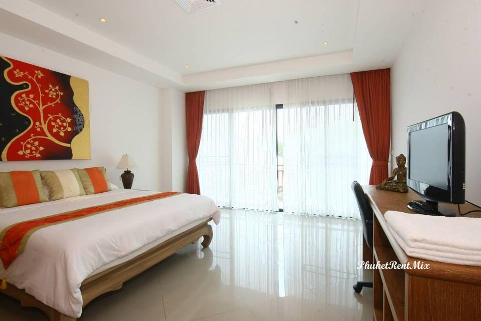 Condominio nel Tambon Choeng Thale, Chang Wat Phuket 10920424