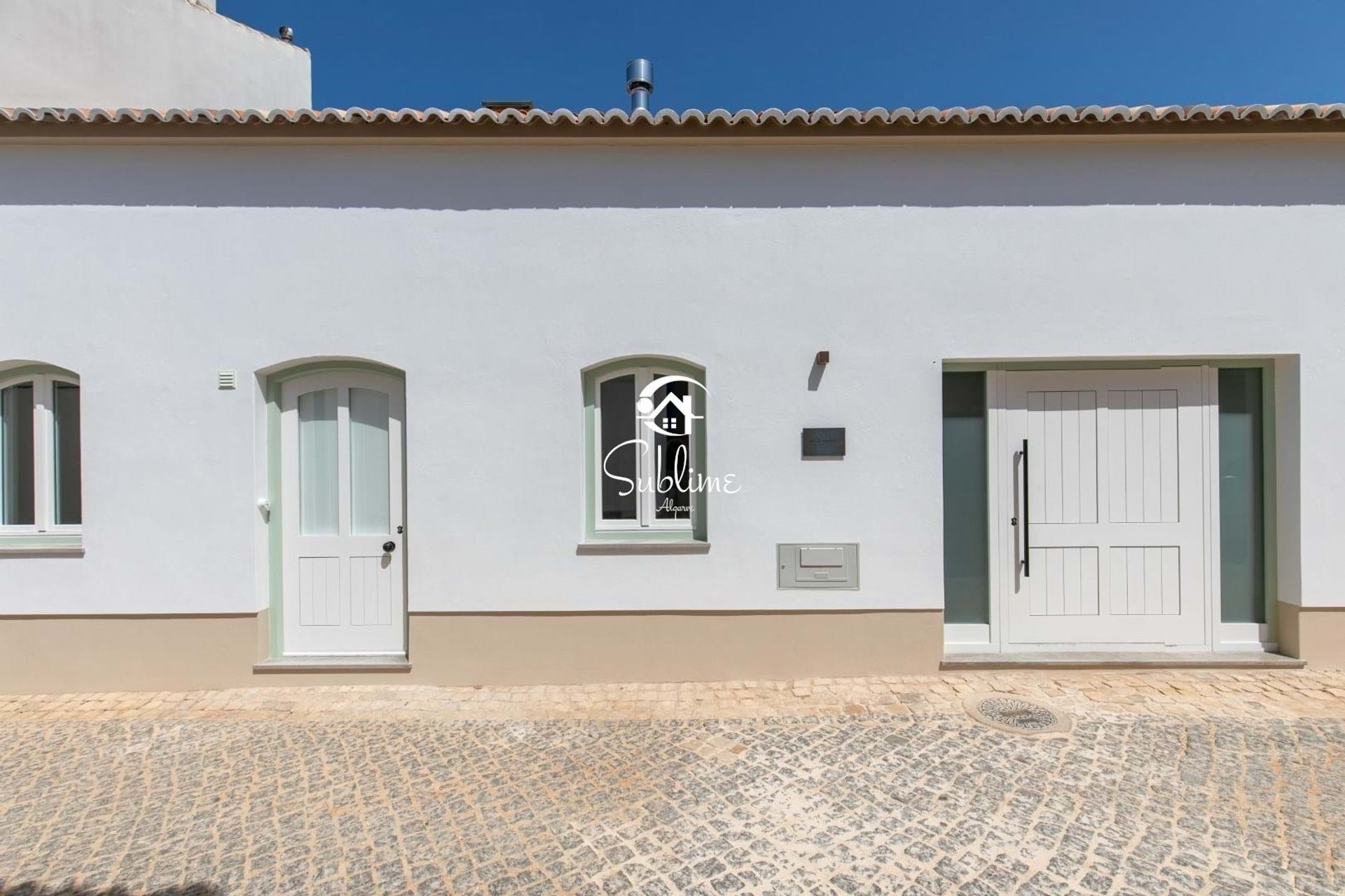 Hus i , Faro 10920803