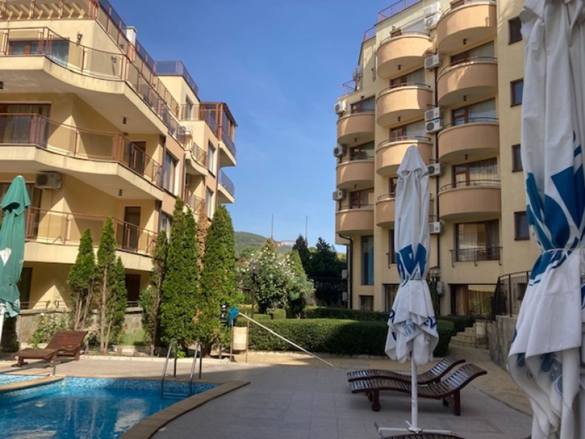 Condominium in Sveti Vlas, Burgas 10920898