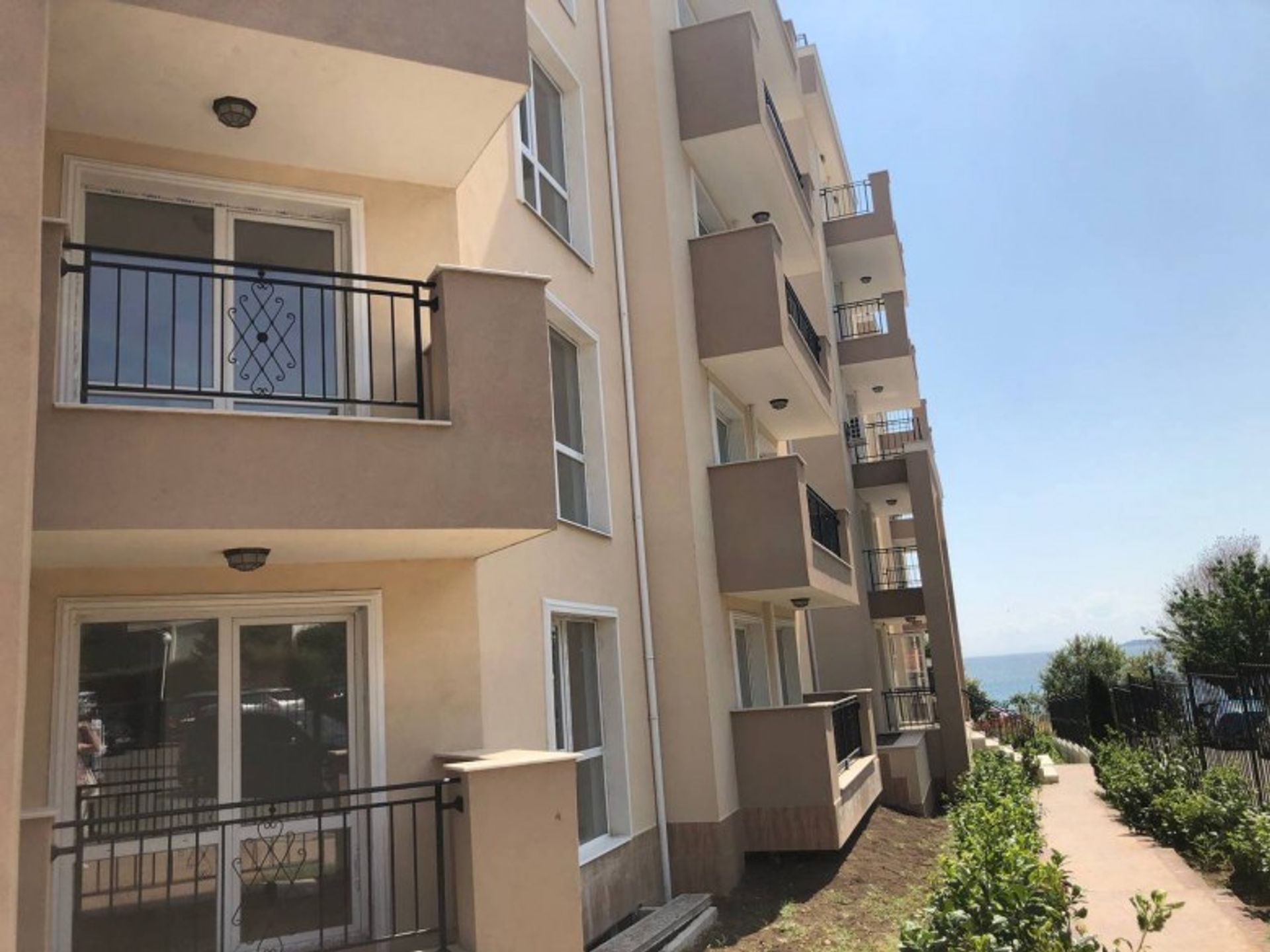 Condominio en Sveti Vlas, Burgas 10920899