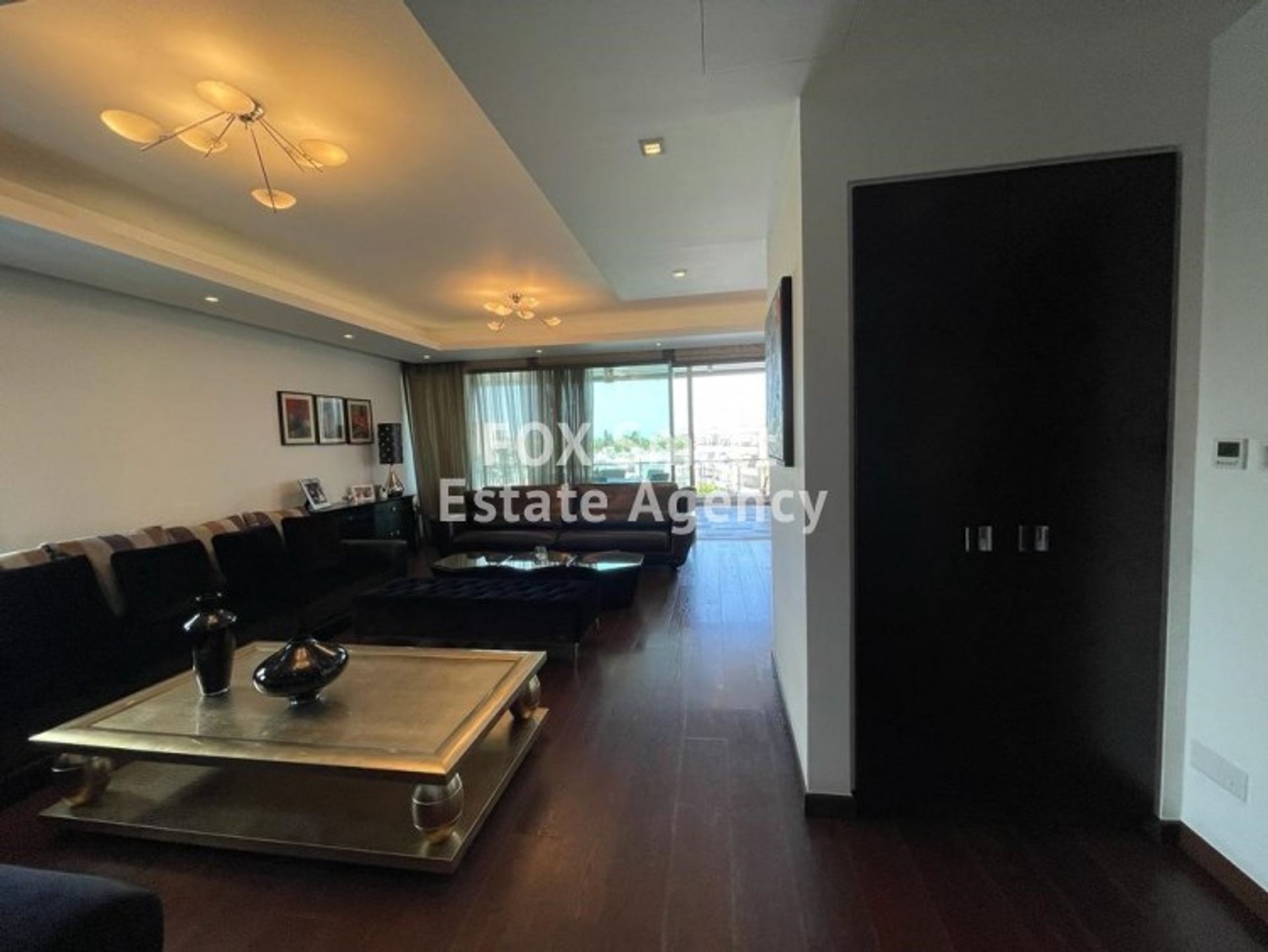 Condominium in Limassol, Limassol 10921068