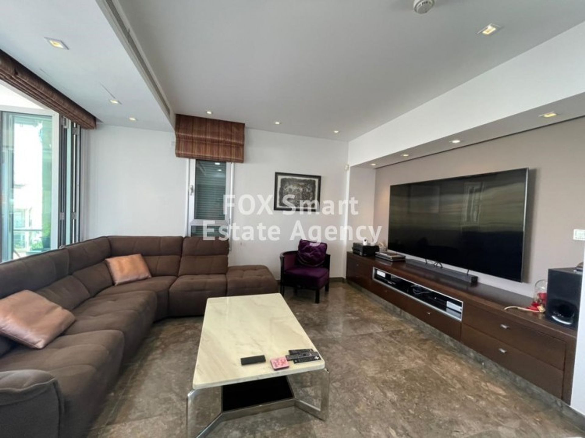 Condominium in Limassol, Limassol 10921068