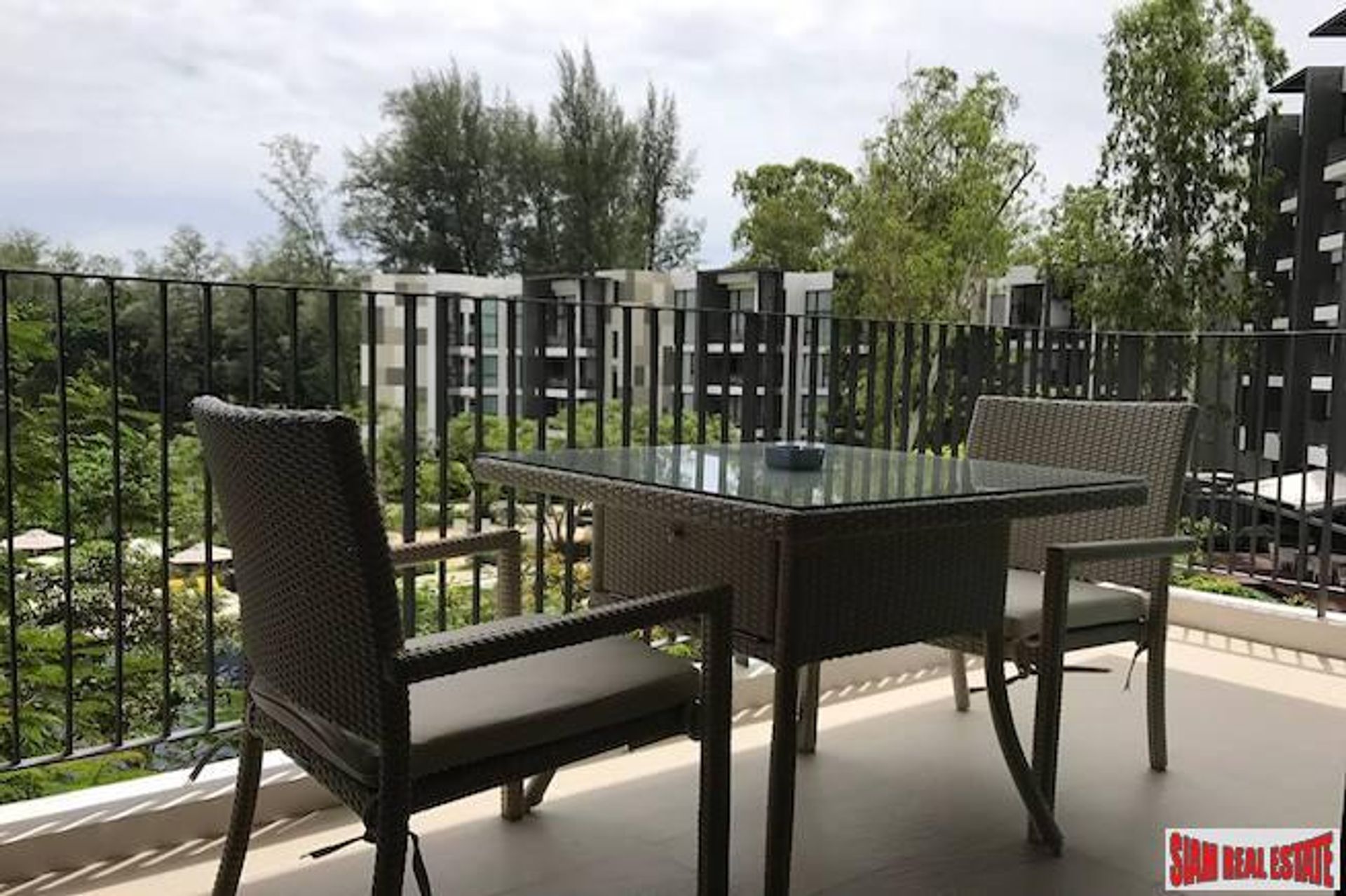 Condominium in Ban Choeng Thale, Phuket 10924437