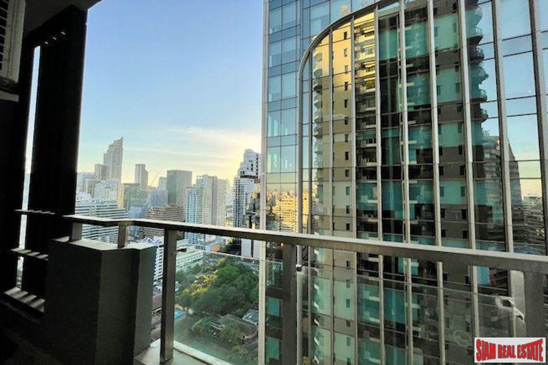 Condominio en Ban Na Song, Krung Thep Maha Nakhon 10924614