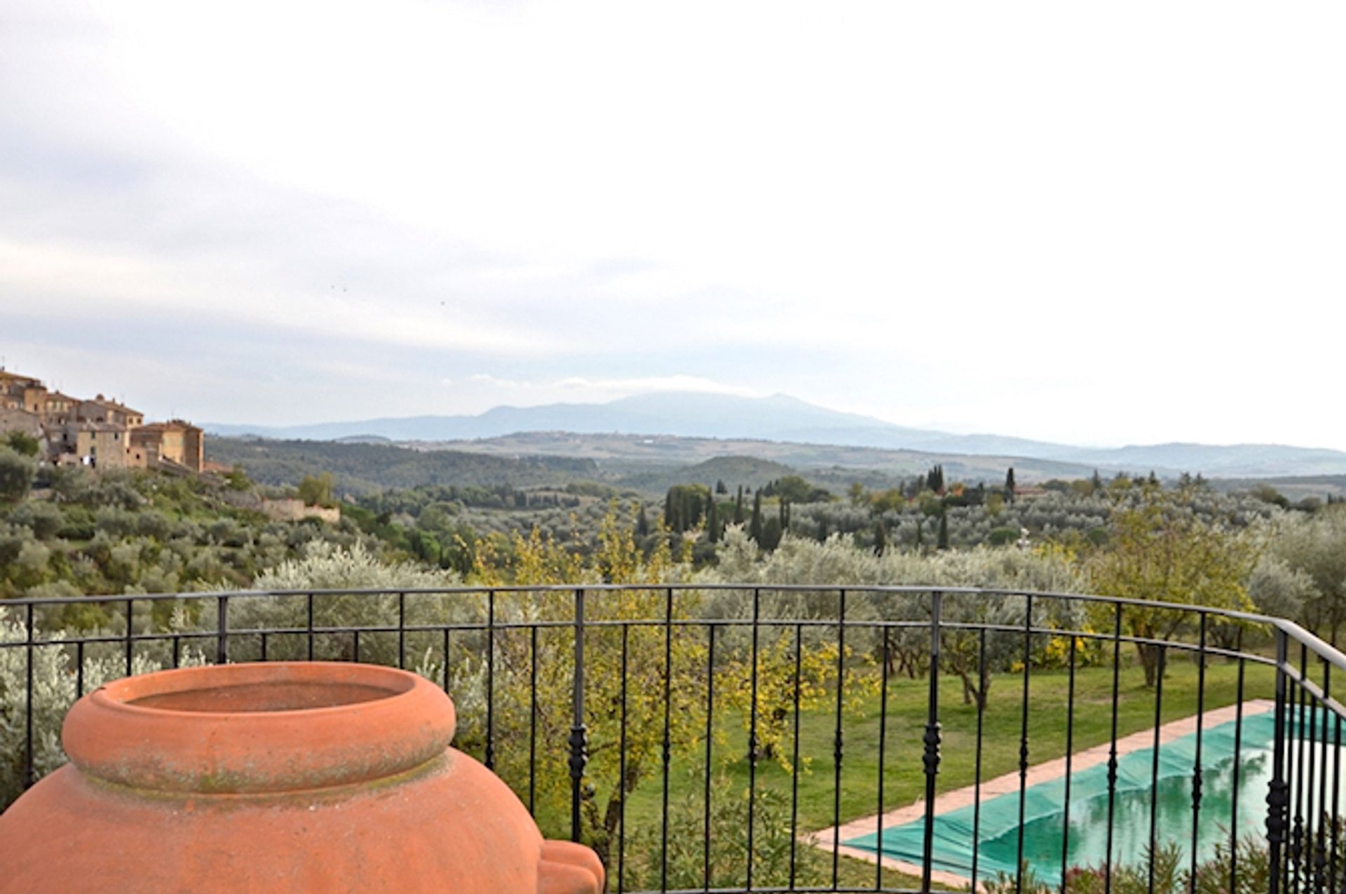 casa en Trequanda, Tuscany 10925839