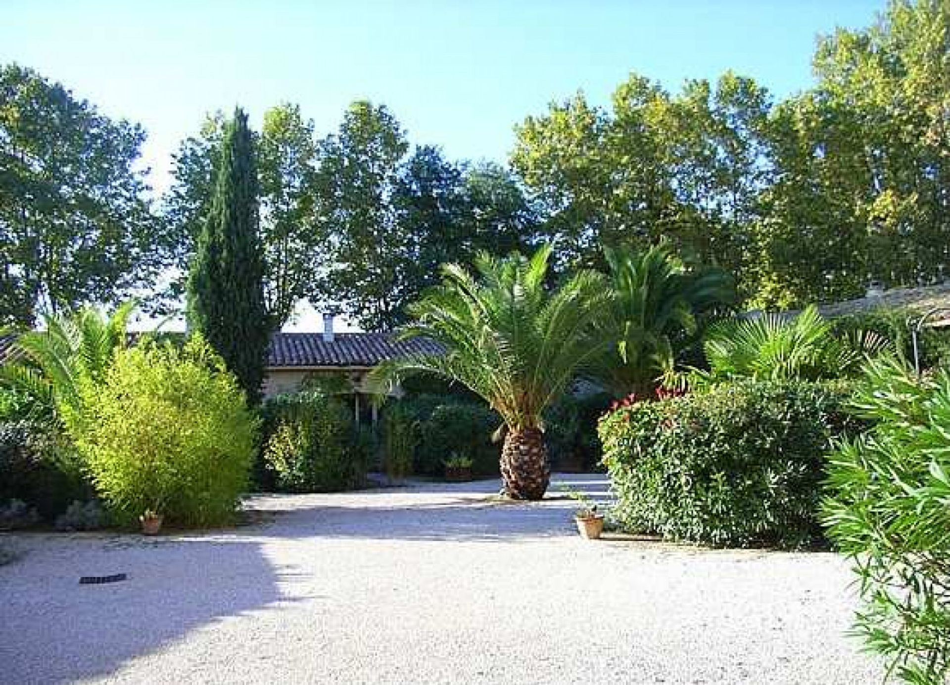 Condominium in Pézenas, Occitanie 10926364