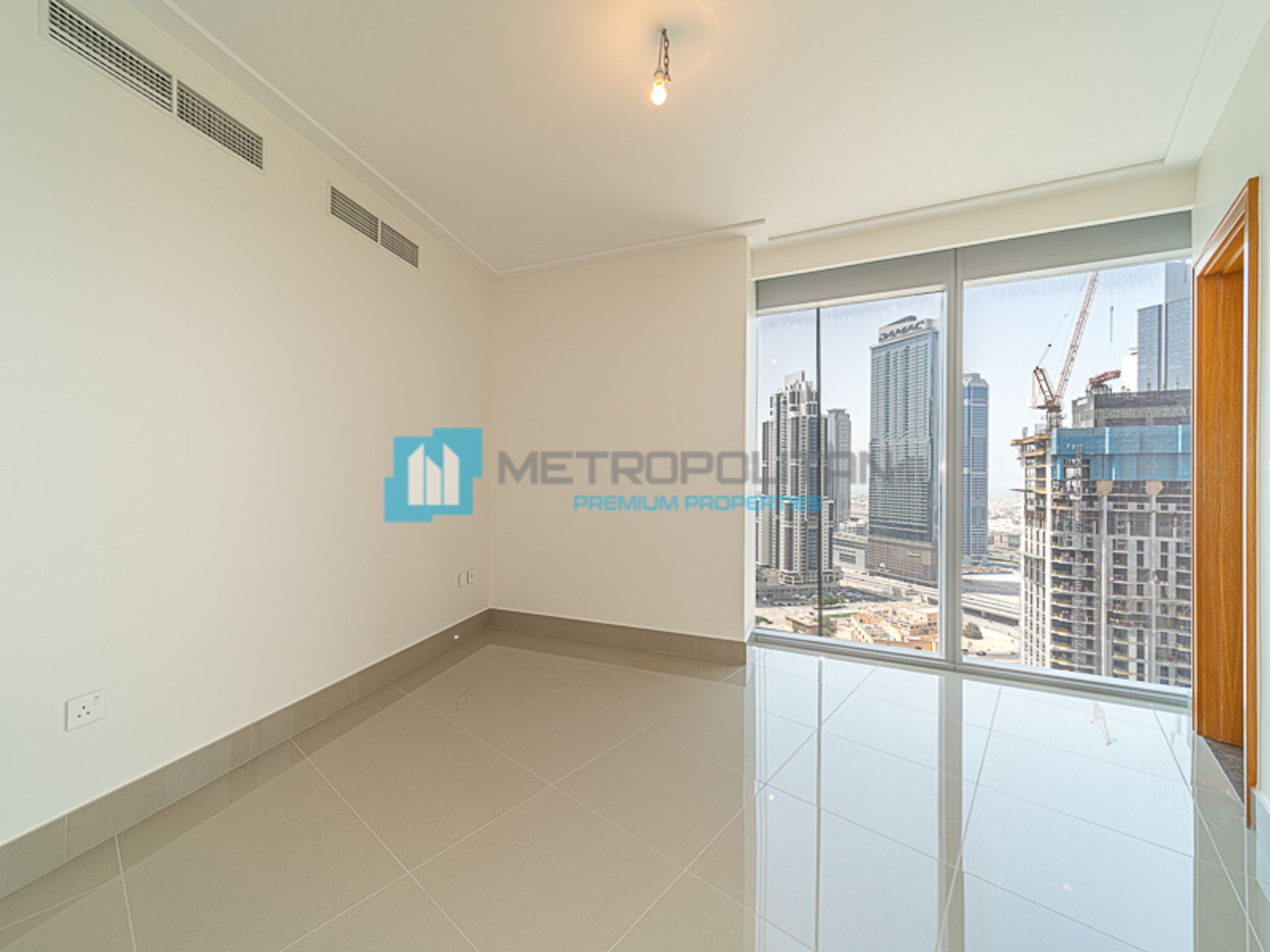 Condominium in Dubai, Dubai 10926719