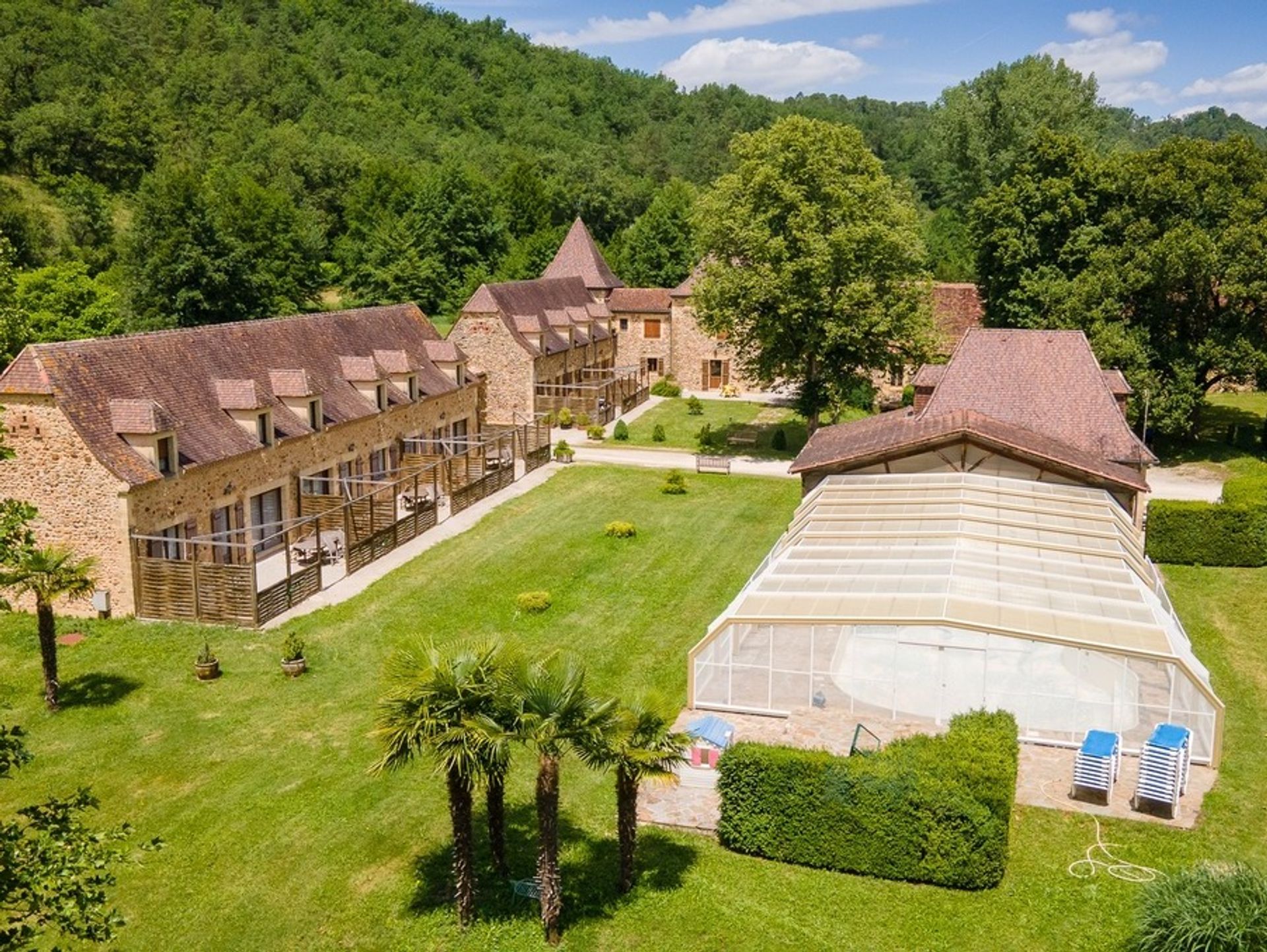 Perumahan di Rouffignac-Saint-Cernin-de-Reilhac, Nouvelle-Aquitaine 10927033