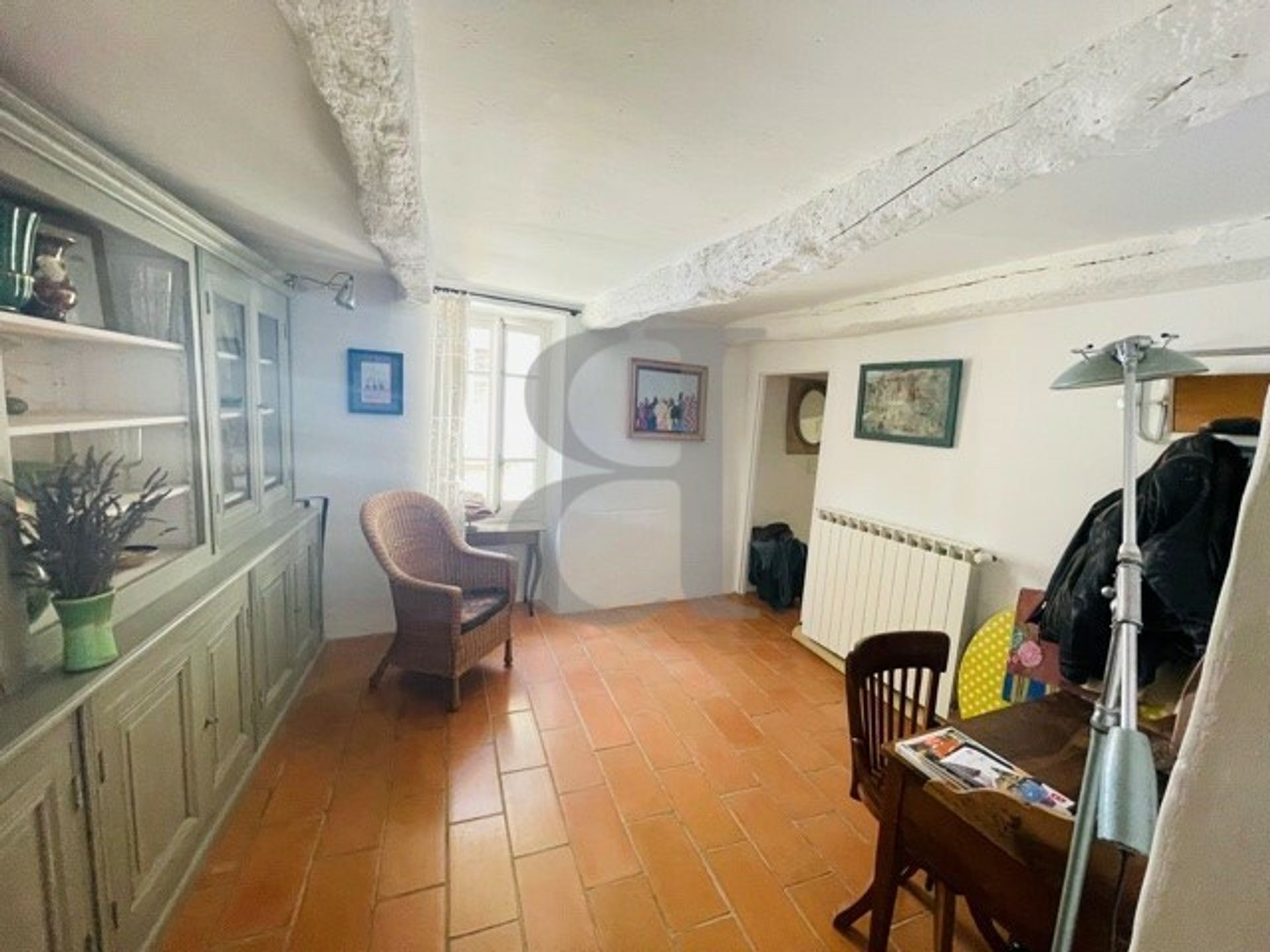 House in Vaison-la-Romaine, Provence-Alpes-Côte d'Azur 10927320