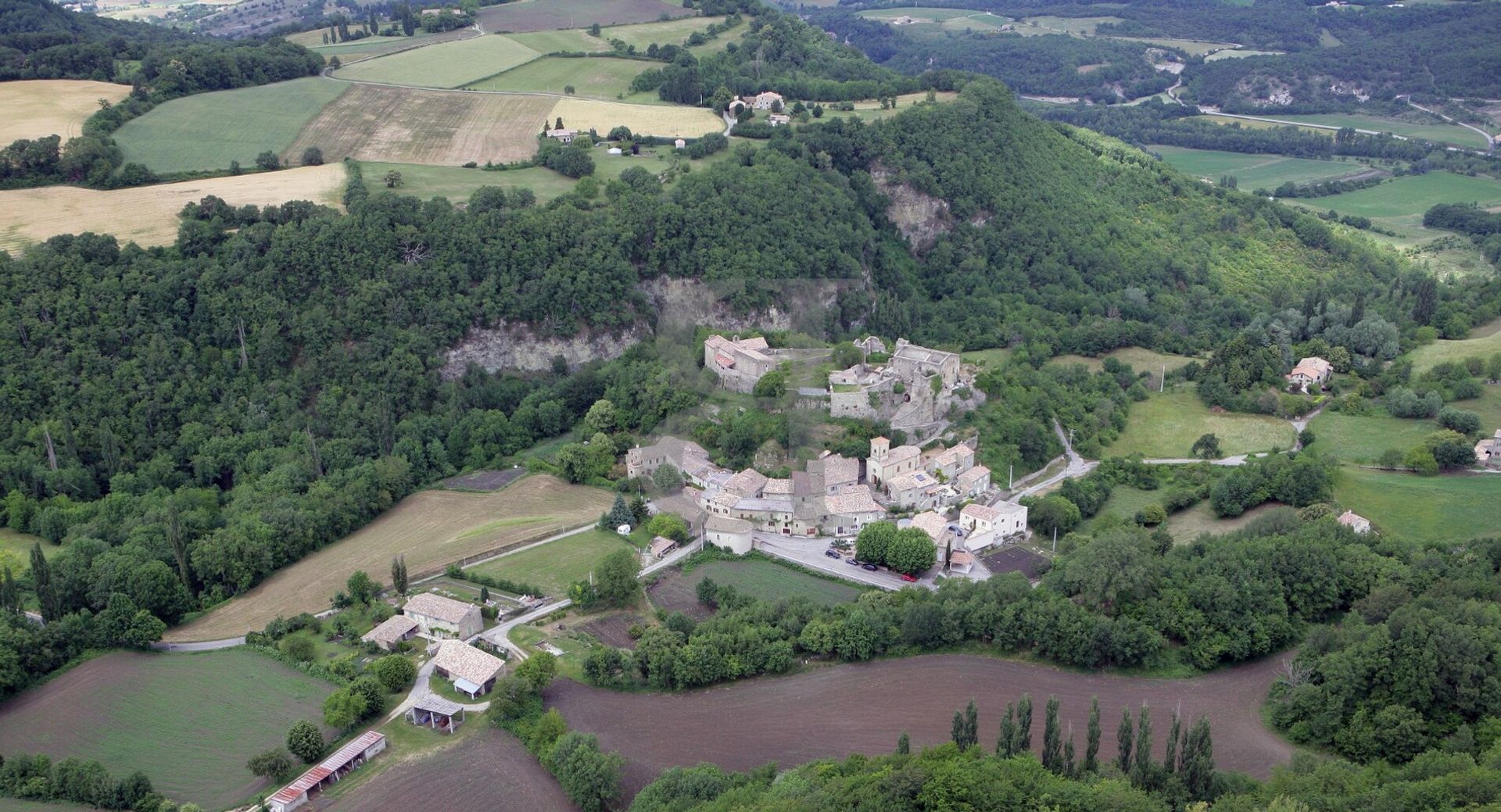 casa no Dieulefit, Auvérnia-Ródano-Alpes 10927324