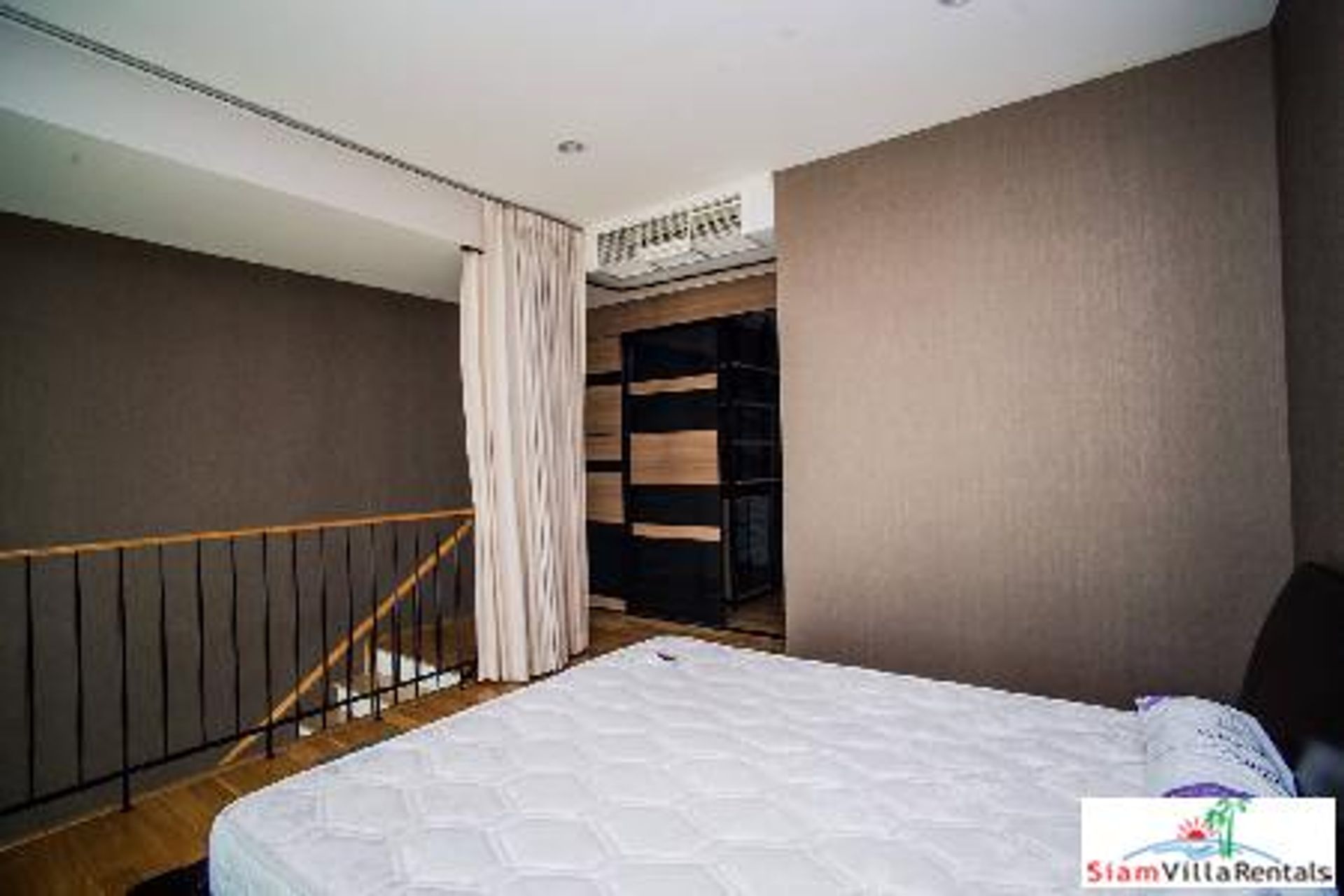 Condominium dans , กรุงเทพมหานคร 10927563