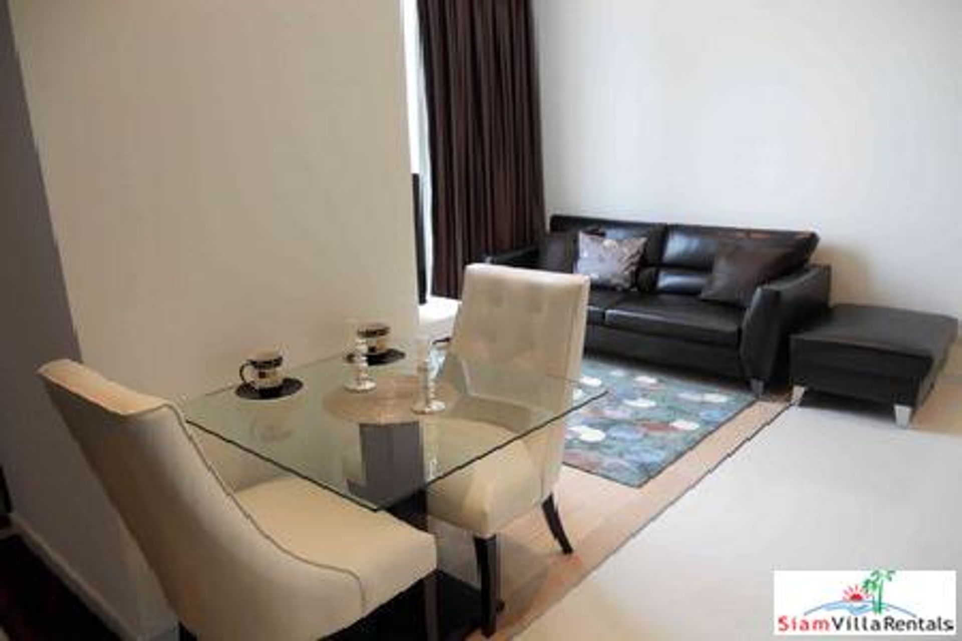 Condominium in Watthana, Krung Thep Maha Nakhon 10927579