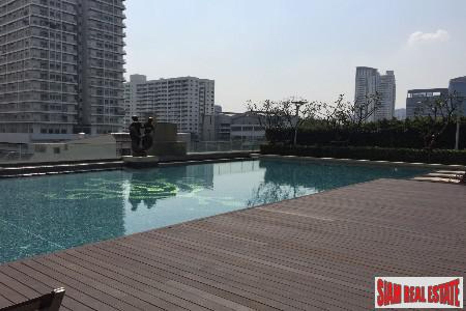 Condominium dans Watthana, Krung Thep Maha Nakhon 10927615