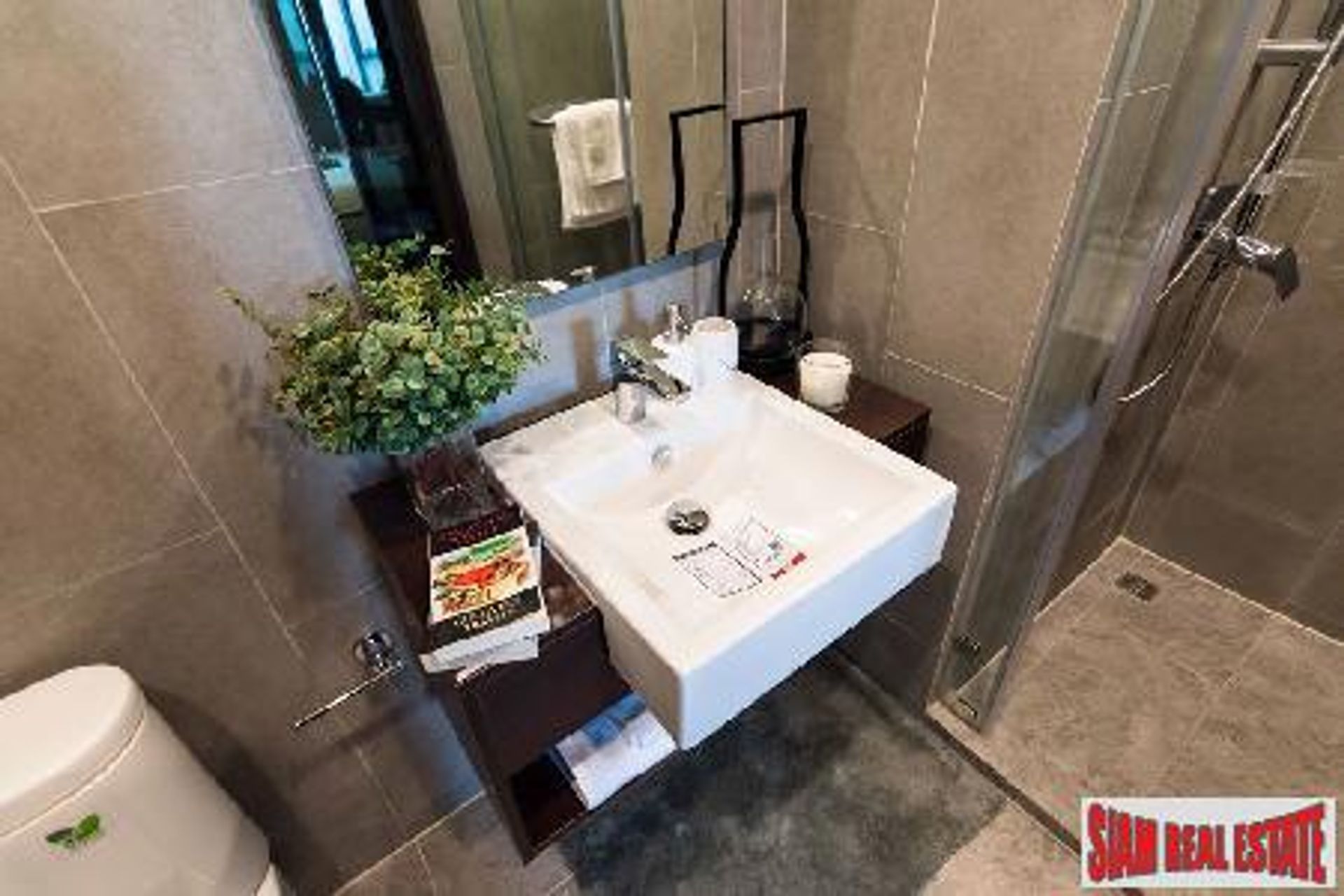 Condominio en Watthana, Krung Thep Maha Nakhon 10927622