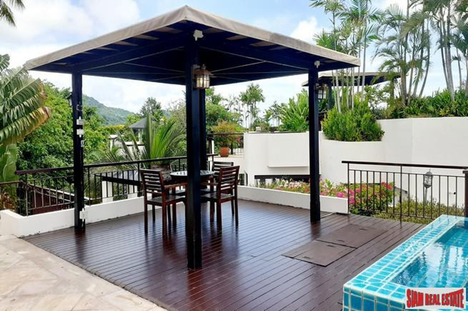 Condominio en Prohibición de Kata, Phuket 10927635