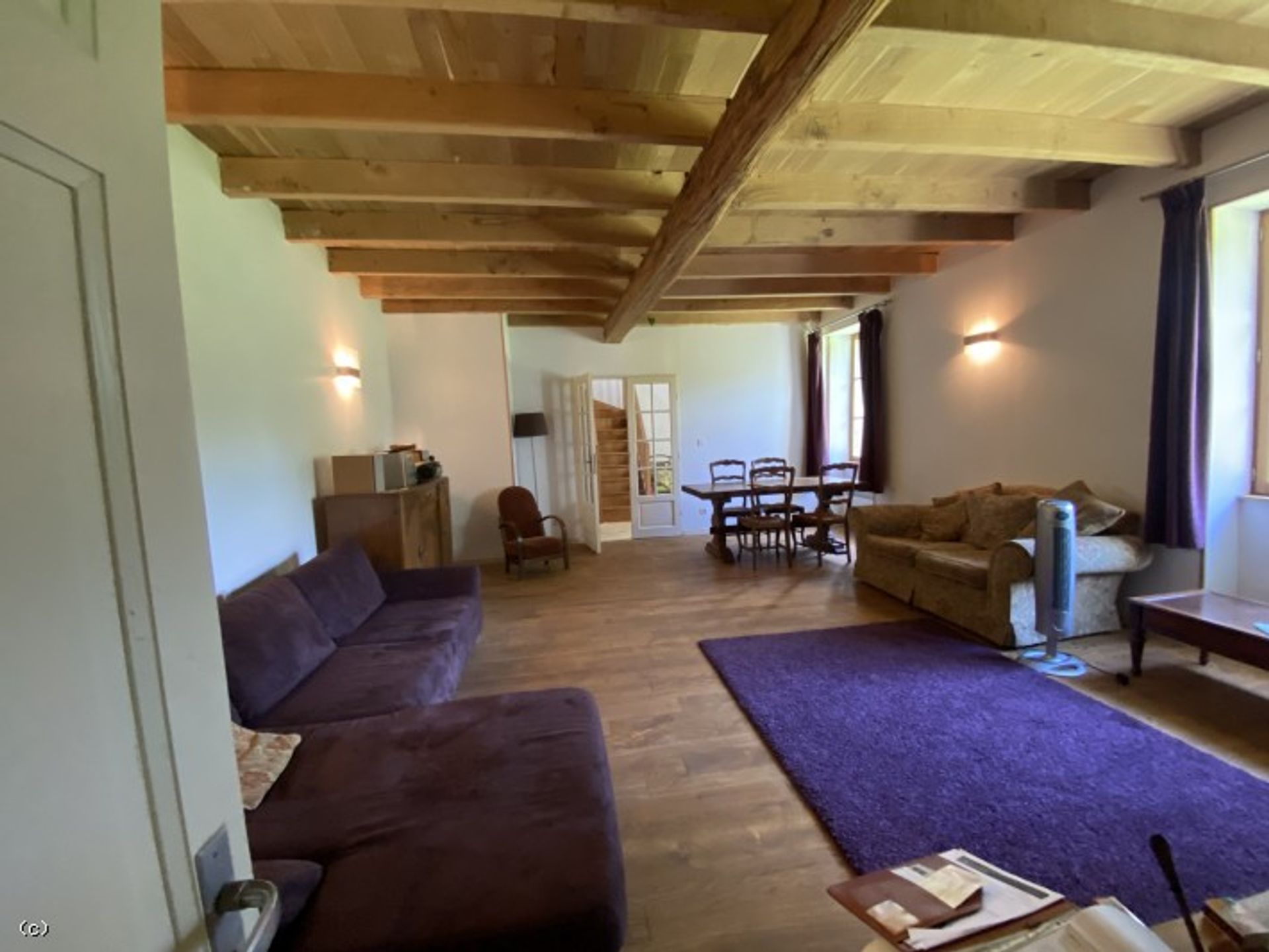 Huis in Nanteuil-en-Vallée, Nouvelle-Aquitaine 10928151