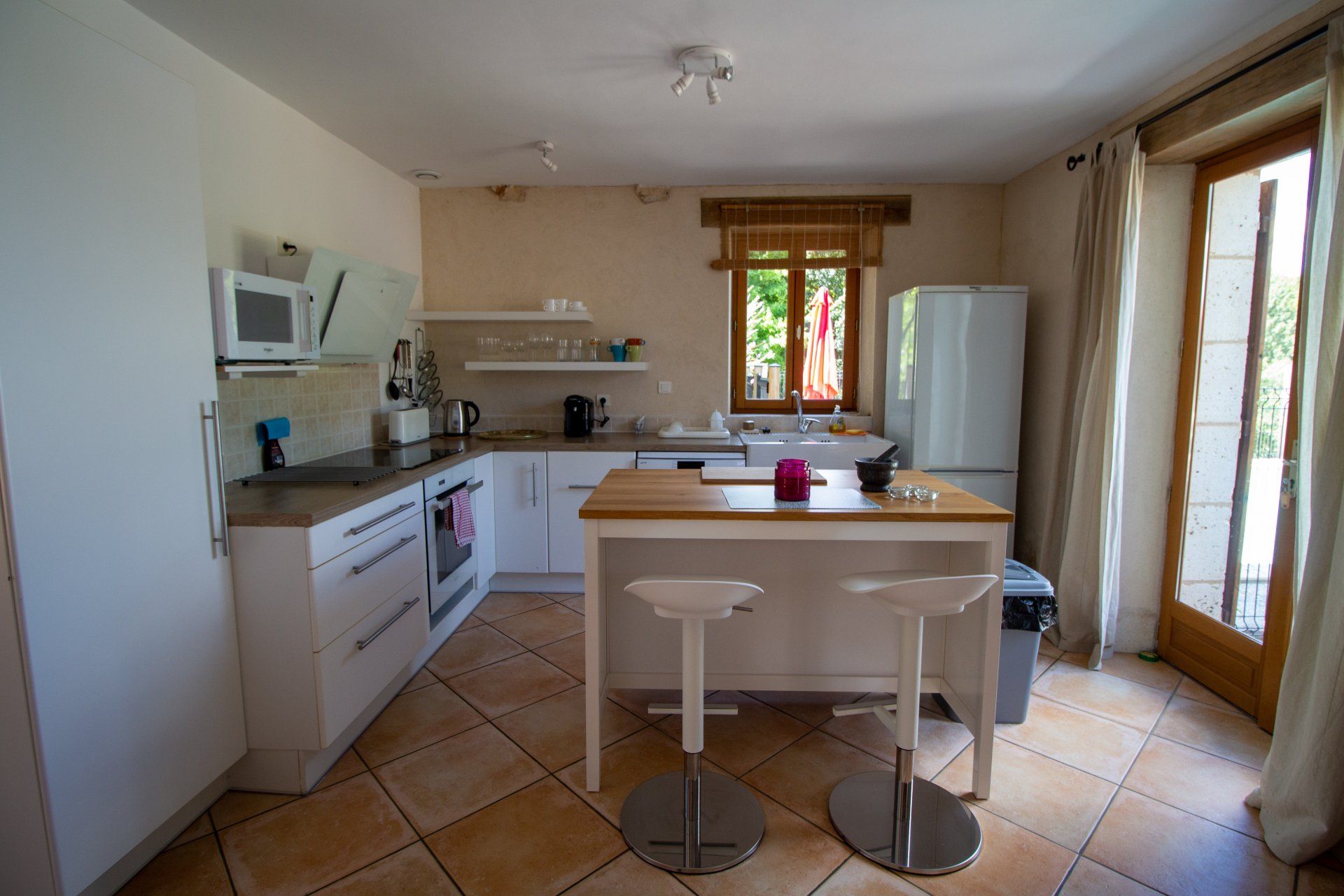 Будинок в La Rochebeaucourt, Nouvelle-Aquitaine 10928400