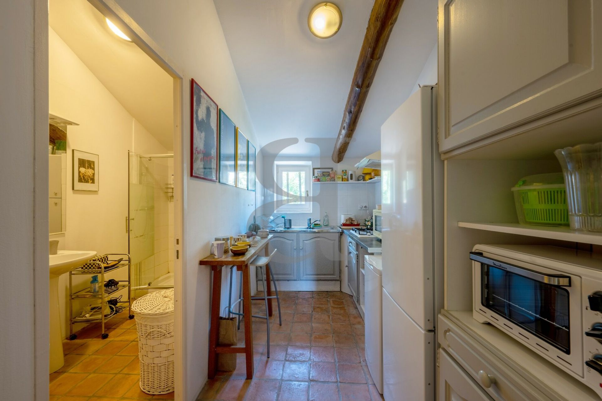 жилой дом в L'Isle-sur-la-Sorgue, Provence-Alpes-Côte d'Azur 10928506