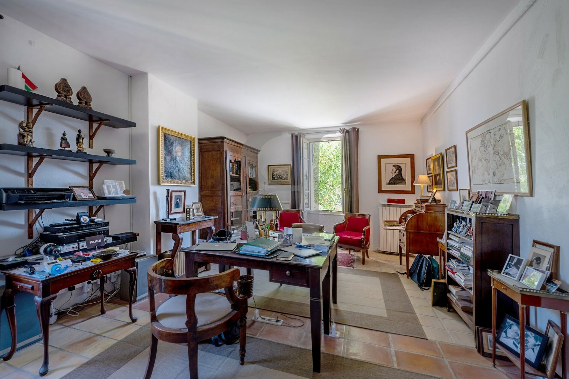 жилой дом в L'Isle-sur-la-Sorgue, Provence-Alpes-Côte d'Azur 10928506