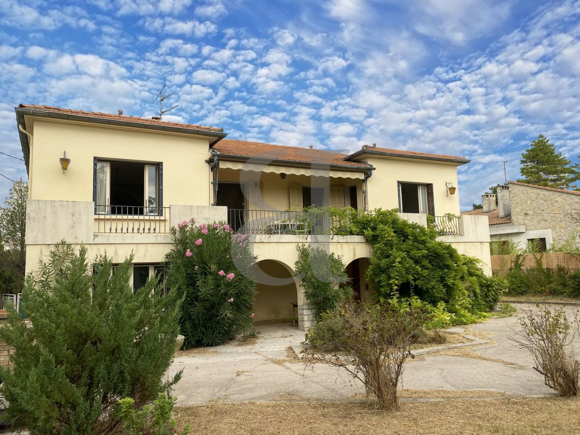 Будинок в Valréas, Provence-Alpes-Côte d'Azur 10928516